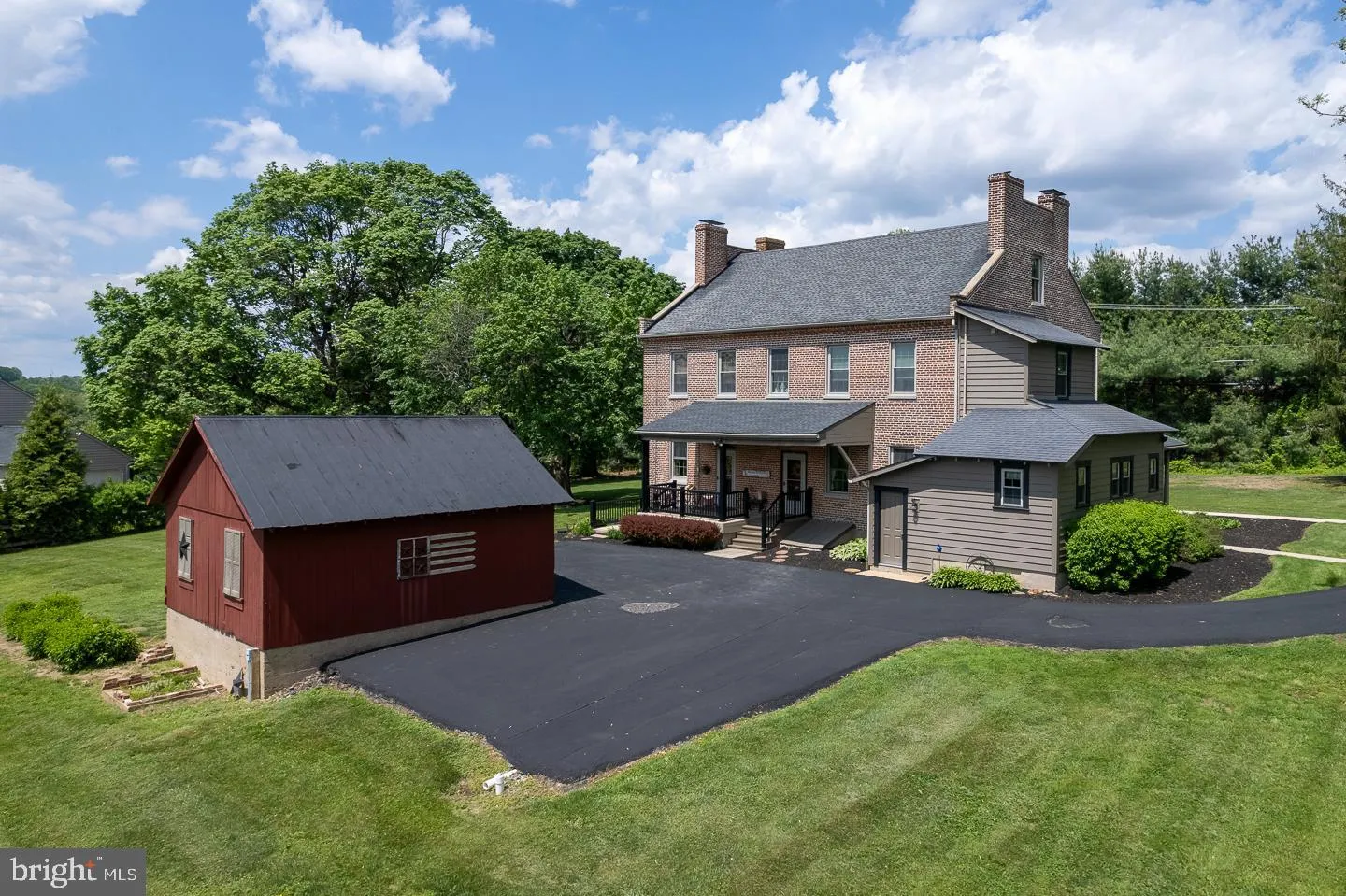 Lincoln University, Pennsylvania 19352, United States, 5 Bedrooms Bedrooms, ,2 BathroomsBathrooms,Residential,Pending,129341