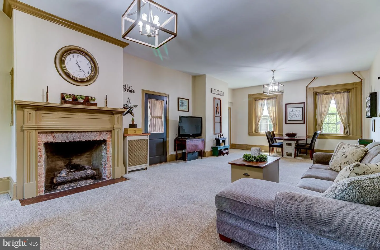Lincoln University, Pennsylvania 19352, United States, 5 Bedrooms Bedrooms, ,2 BathroomsBathrooms,Residential,Pending,129341