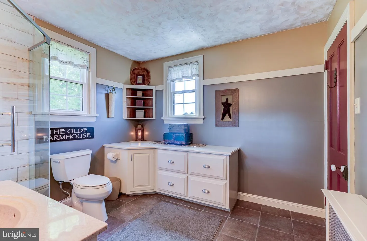Lincoln University, Pennsylvania 19352, United States, 5 Bedrooms Bedrooms, ,2 BathroomsBathrooms,Residential,Pending,129341