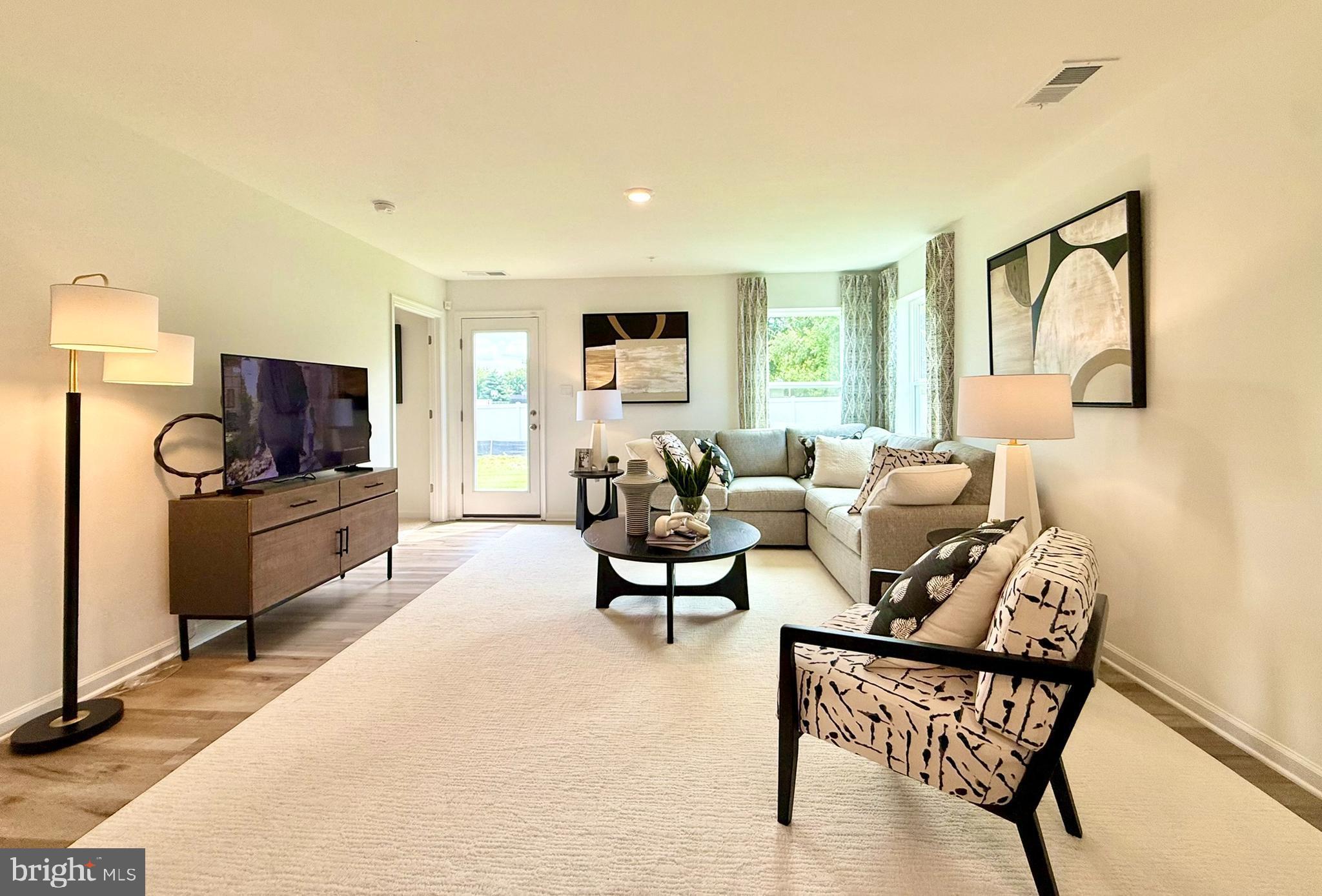 EDEN HILL - Residential