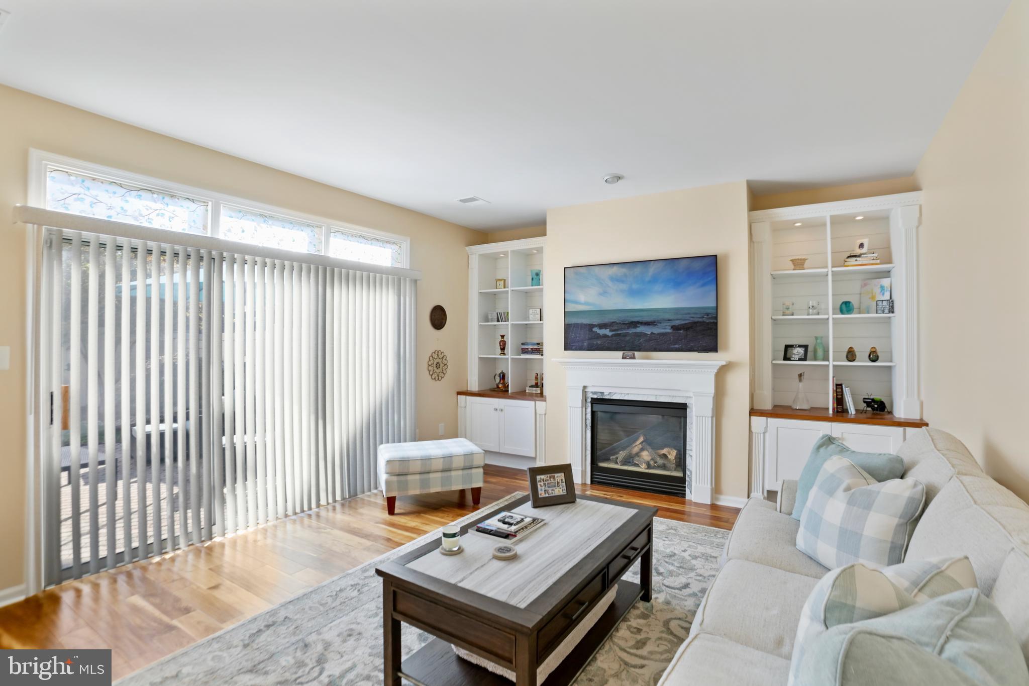 RIDGES AT ASHBURN - Residential