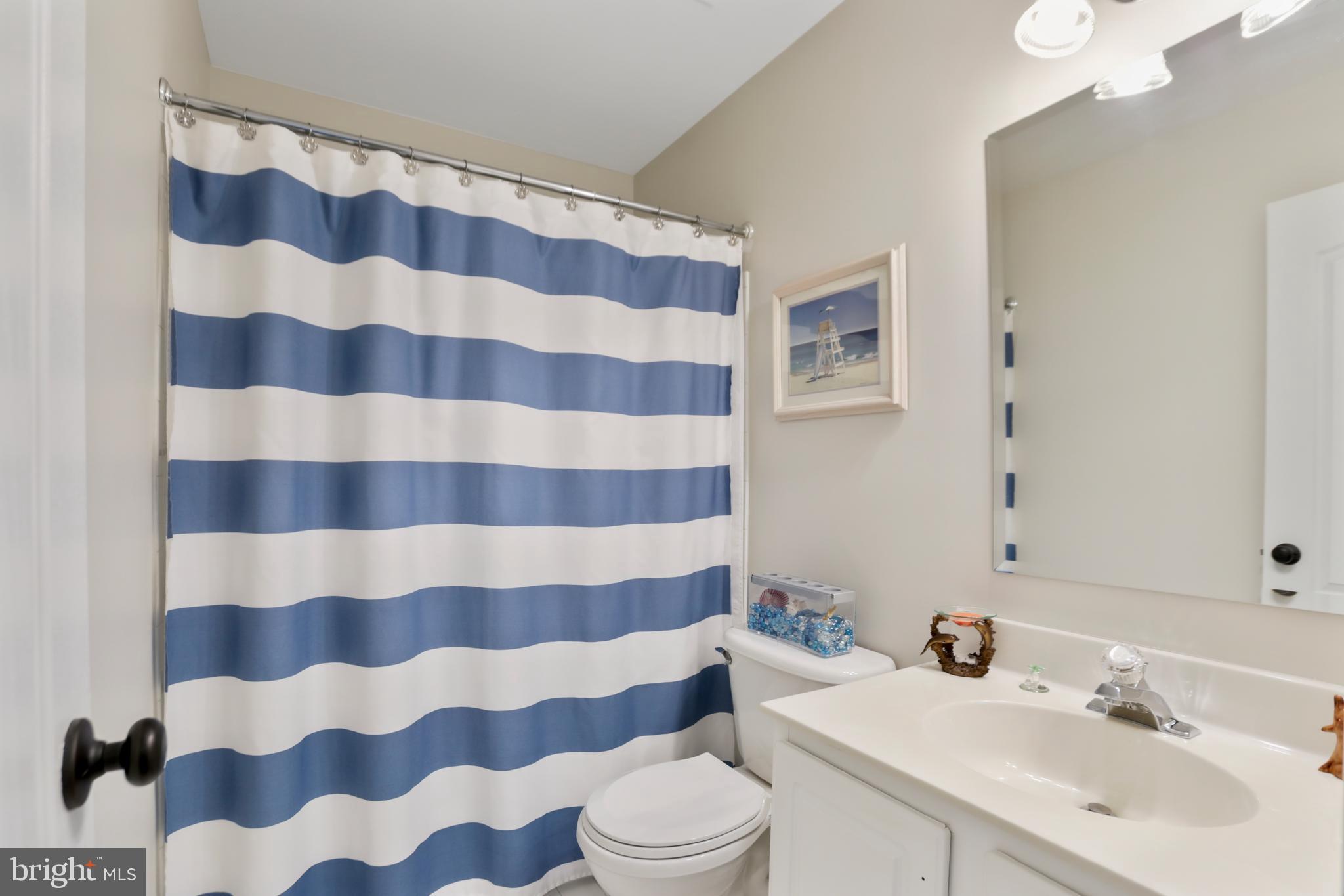 RIDGES AT ASHBURN - Residential