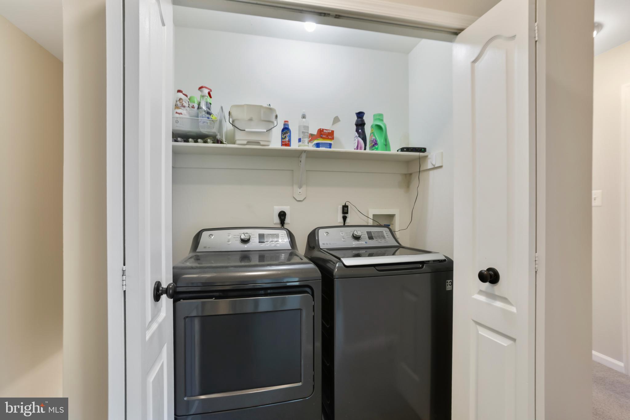 RIDGES AT ASHBURN - Residential