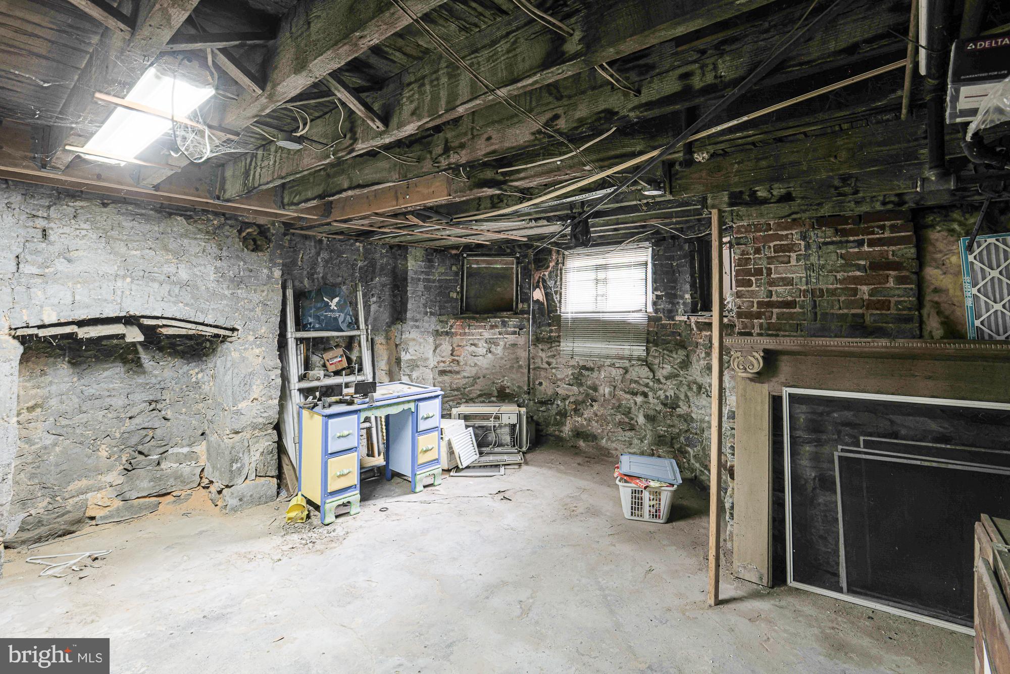 RESERVOIR HILL - Residential Income