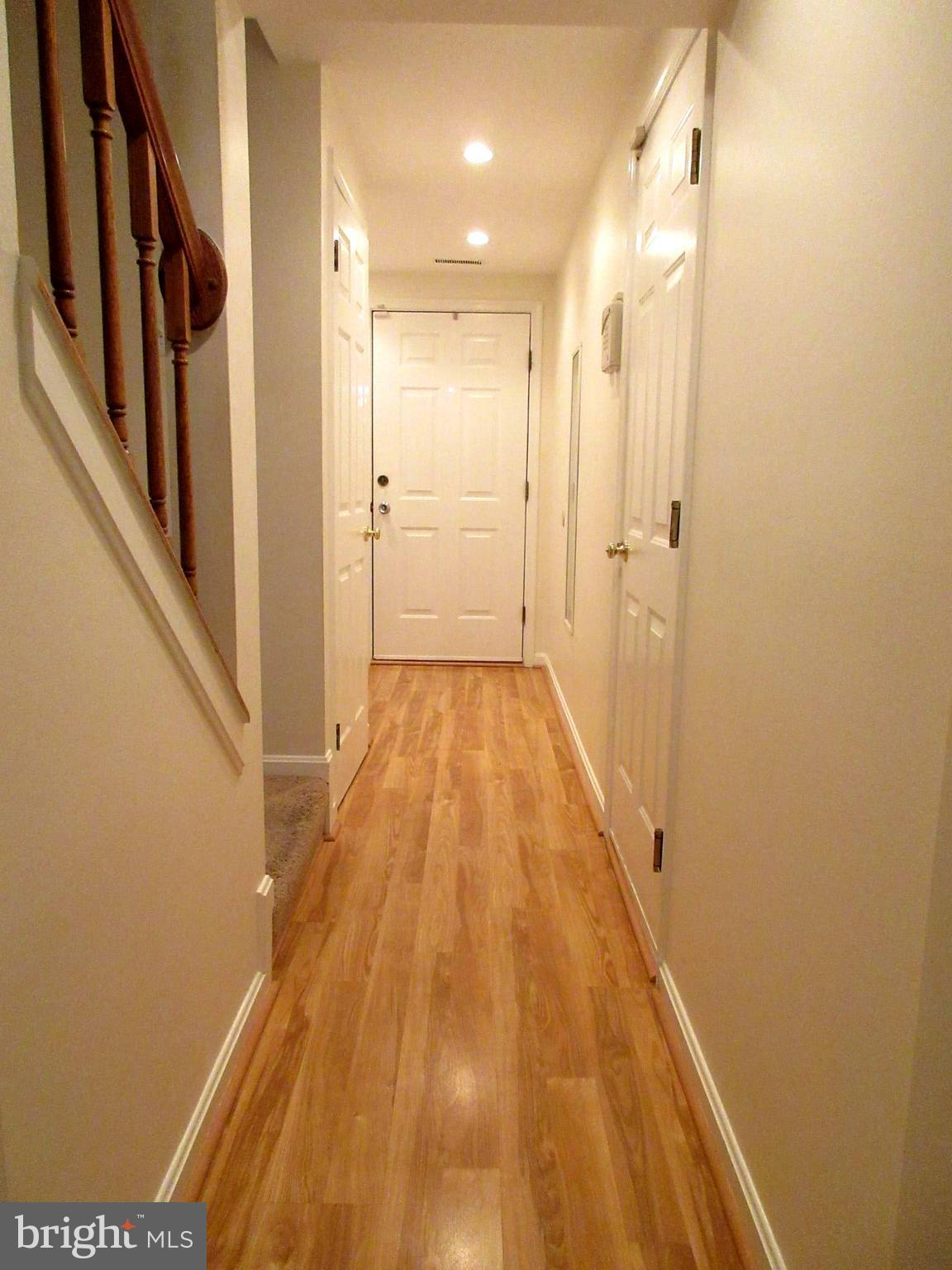 RIVERCHASE - Residential