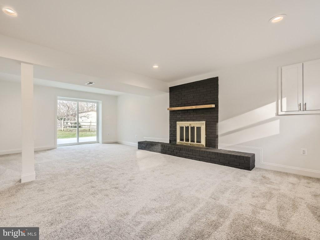 OAKLAND MILLS - Residential