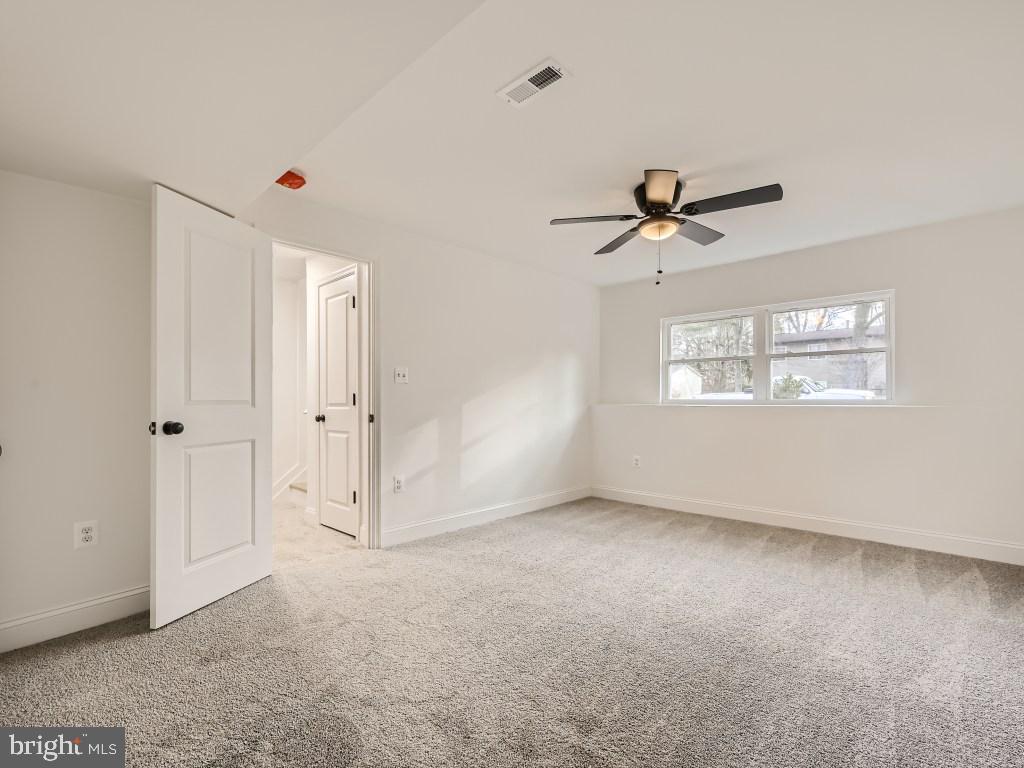 OAKLAND MILLS - Residential