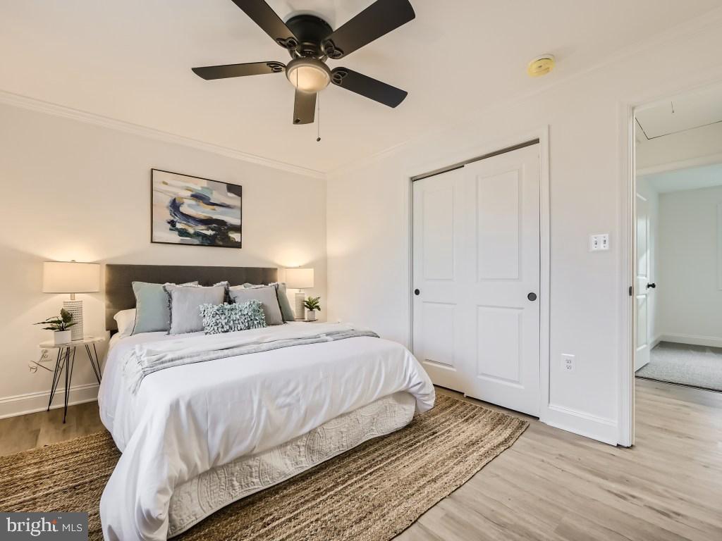 OAKLAND MILLS - Residential