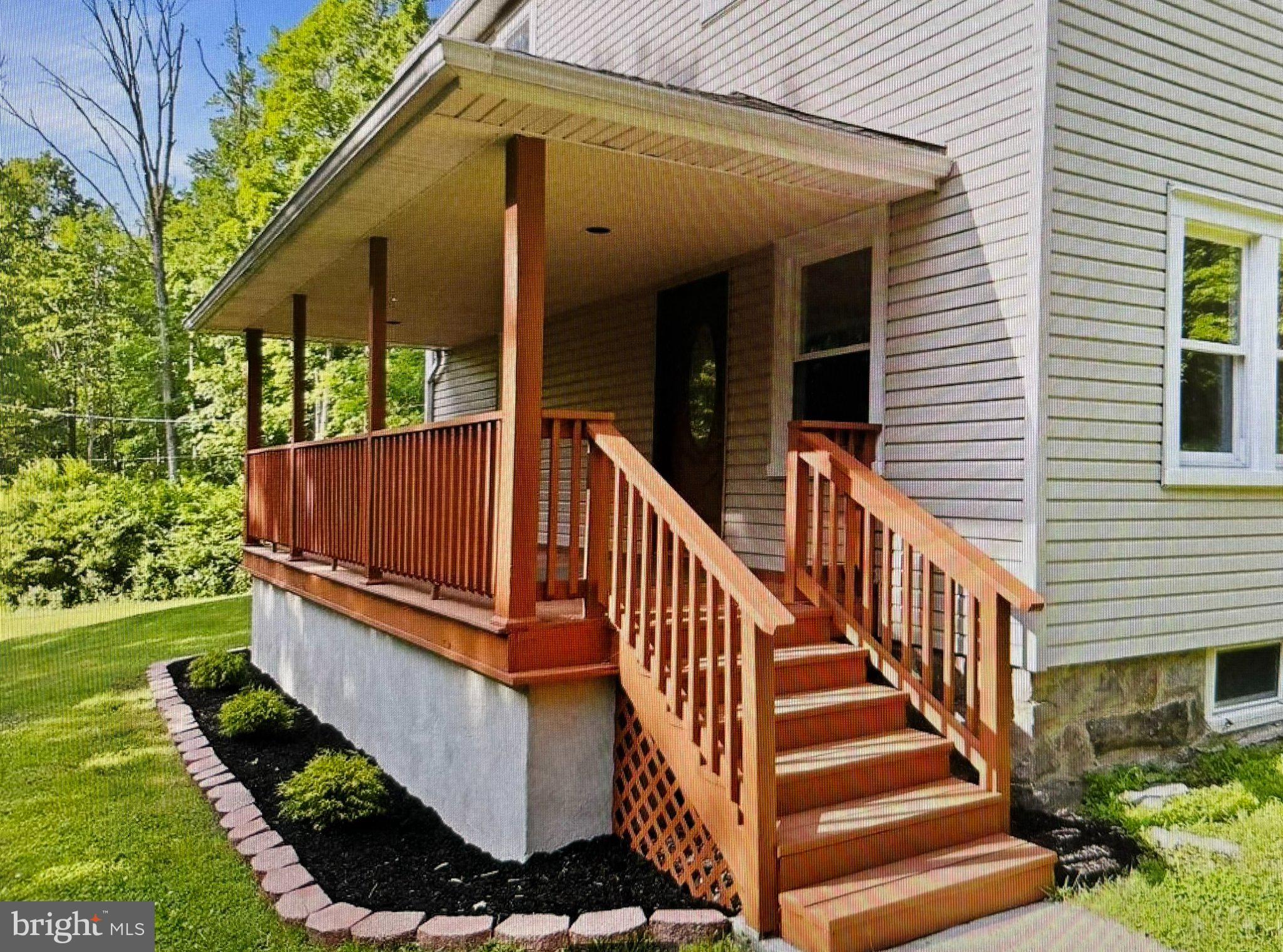575 MT NEBO ROAD