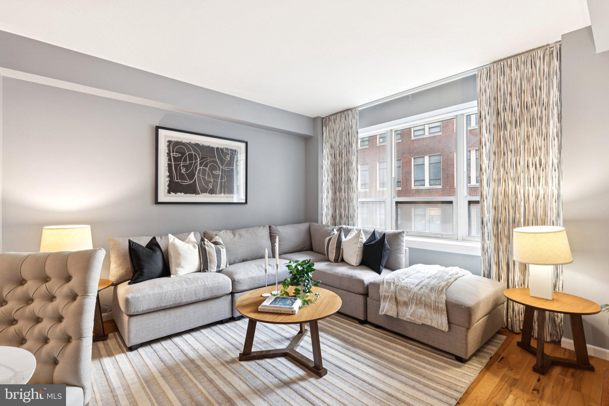 RITTENHOUSE SQUARE - Residential