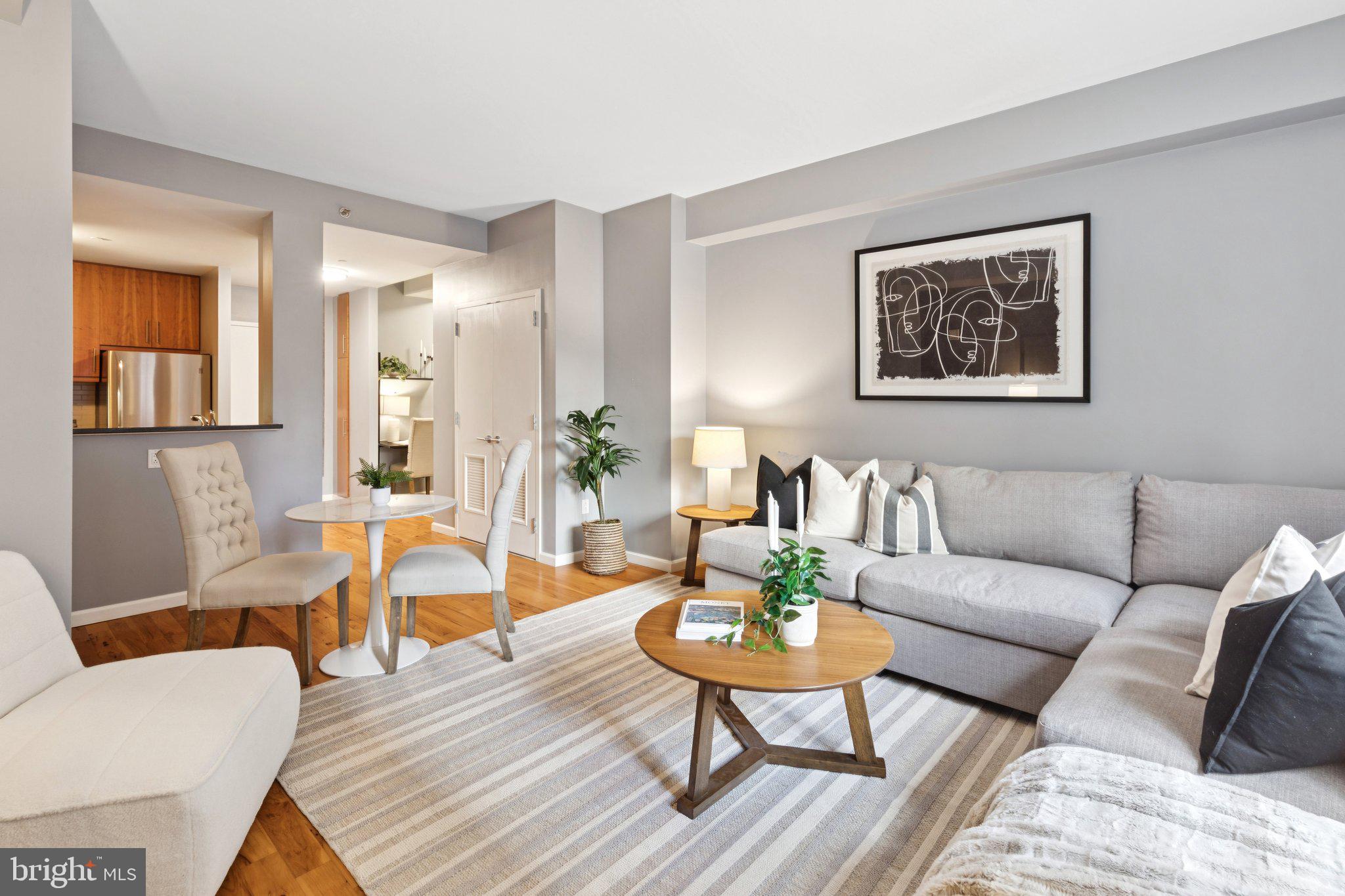 RITTENHOUSE SQUARE - Residential