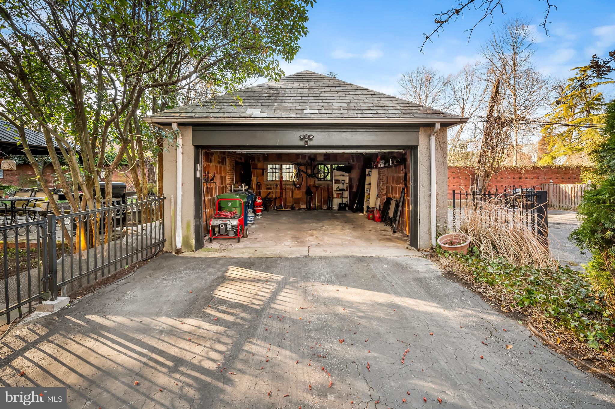 GUILFORD - Residential