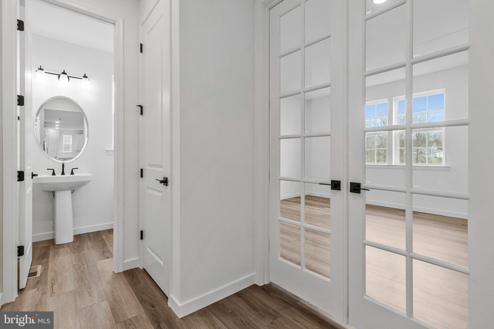 WORTHINGTON GROVE - Residential