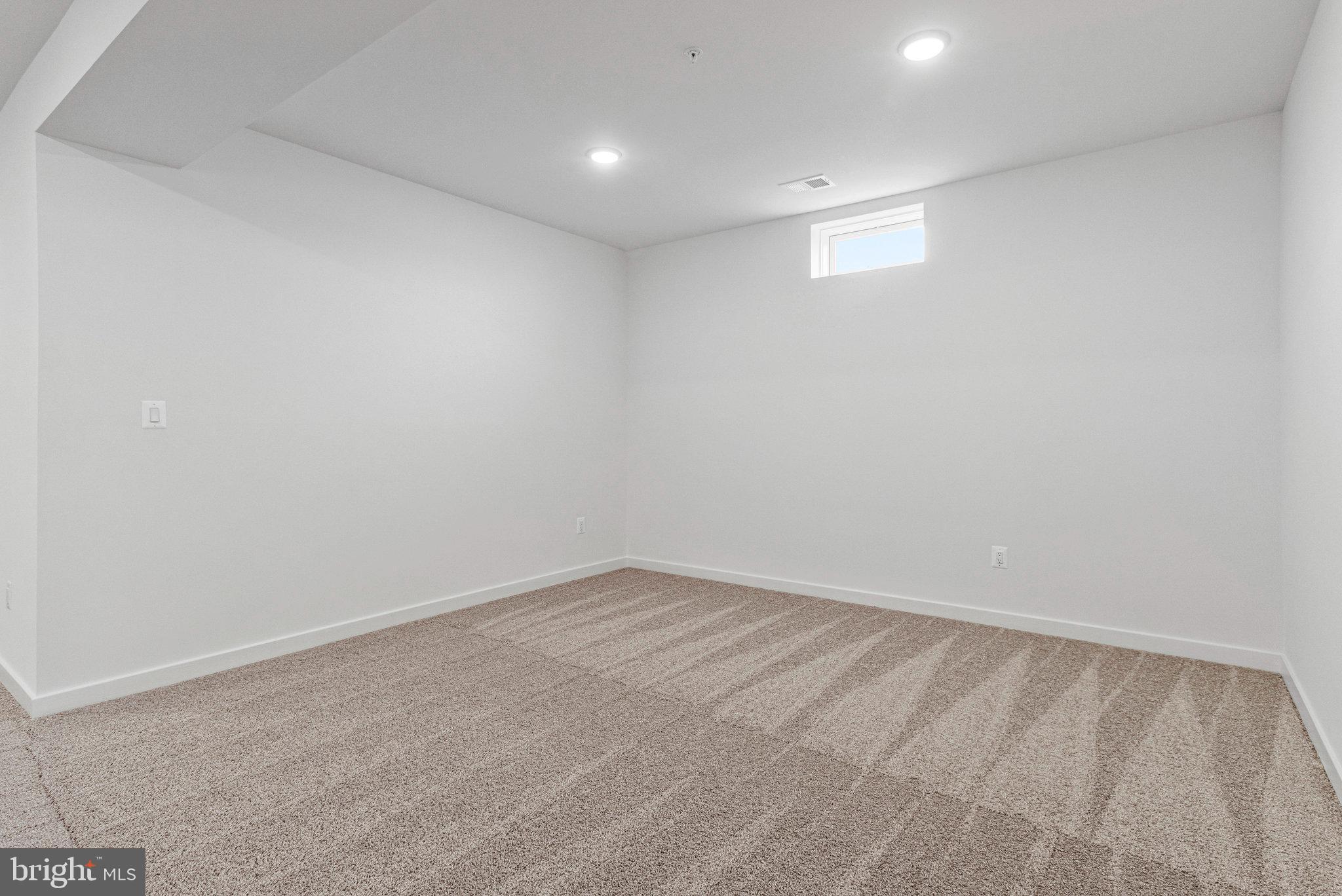 WORTHINGTON GROVE - Residential