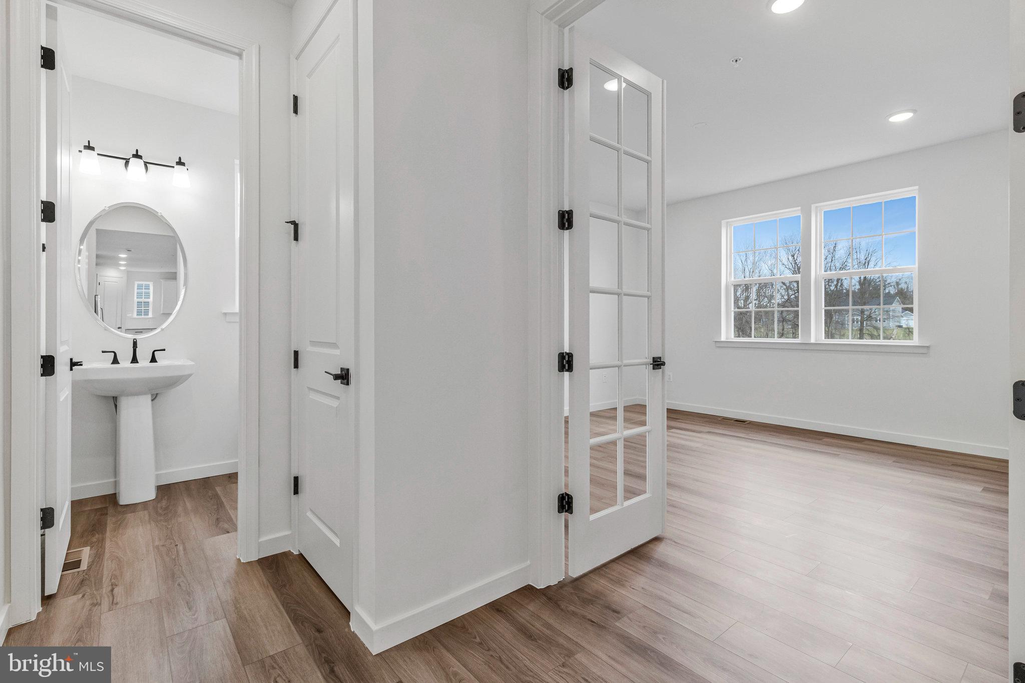 WORTHINGTON GROVE - Residential