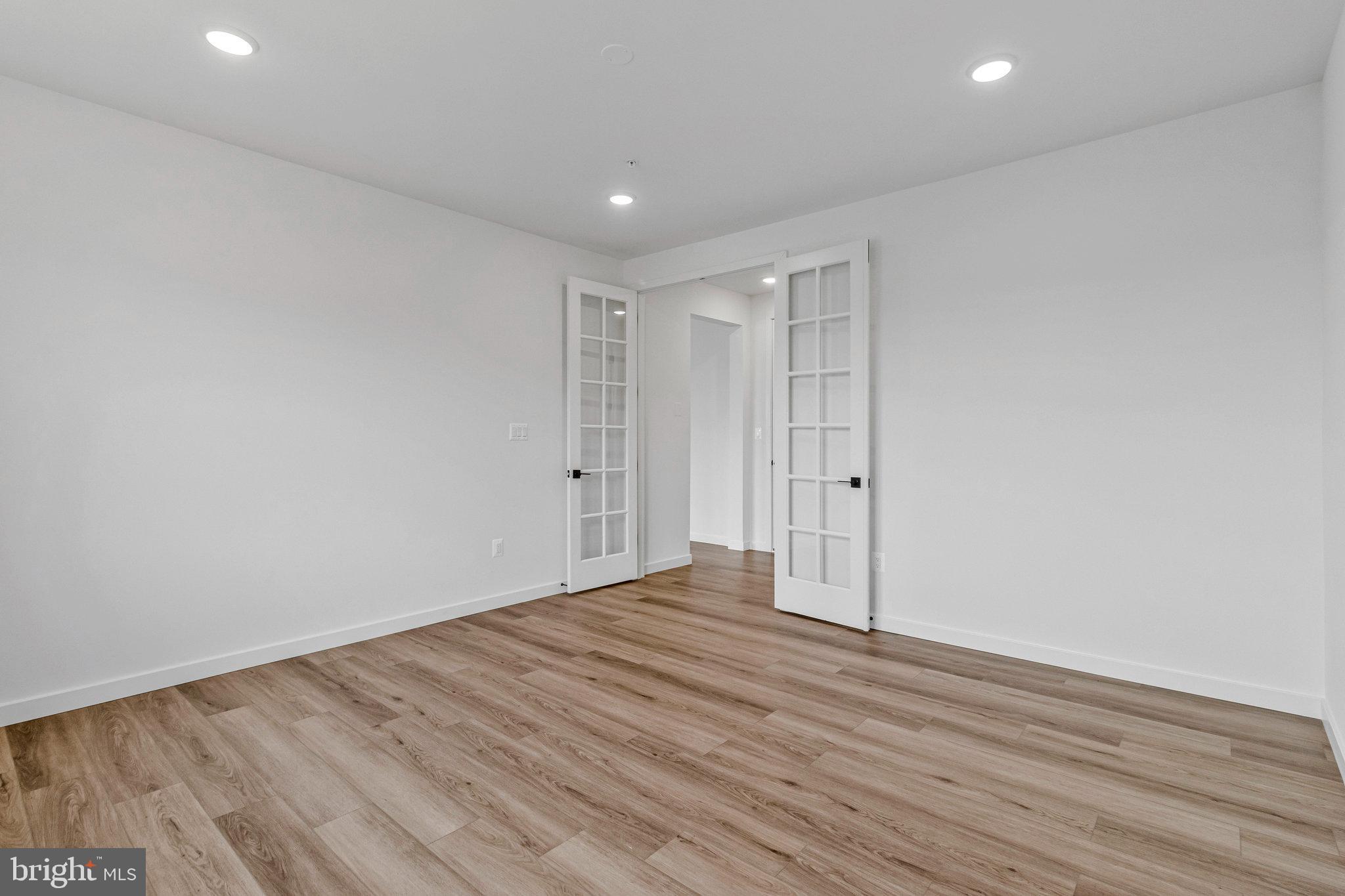 WORTHINGTON GROVE - Residential