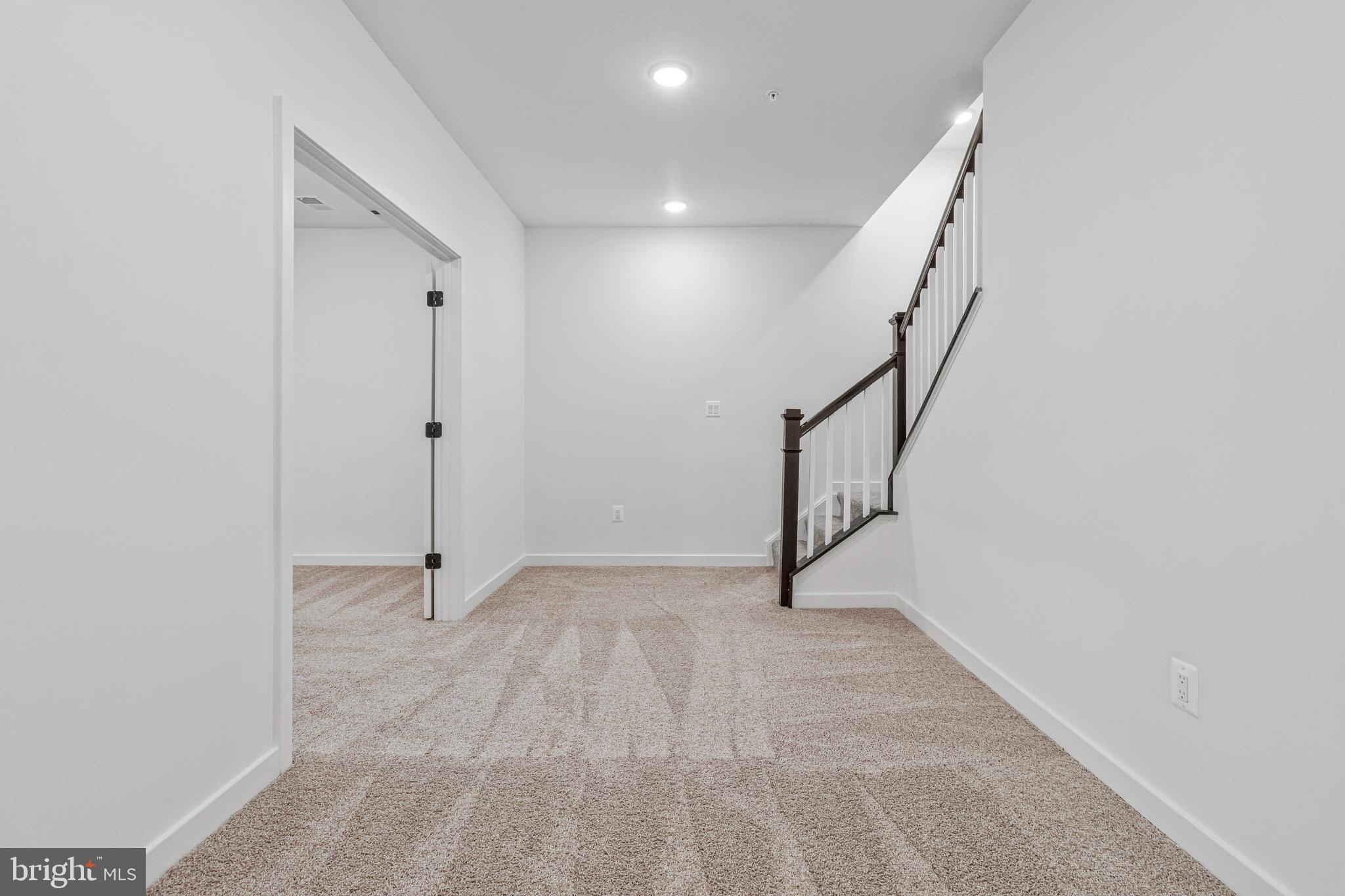 WORTHINGTON GROVE - Residential