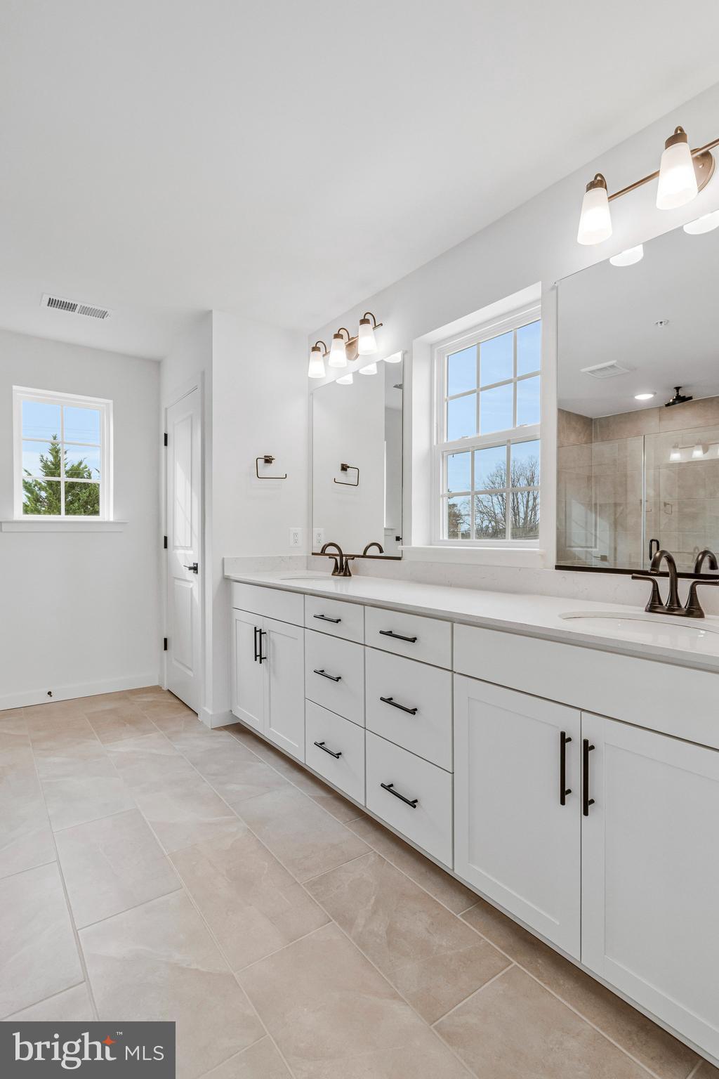 WORTHINGTON GROVE - Residential