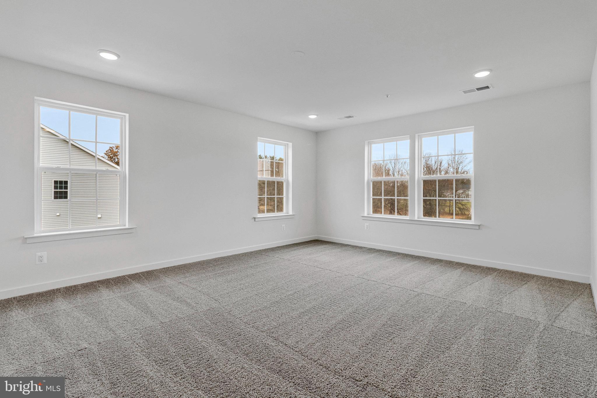 WORTHINGTON GROVE - Residential