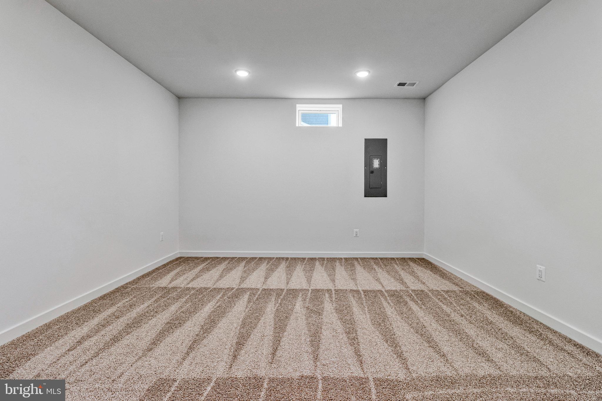 WORTHINGTON GROVE - Residential