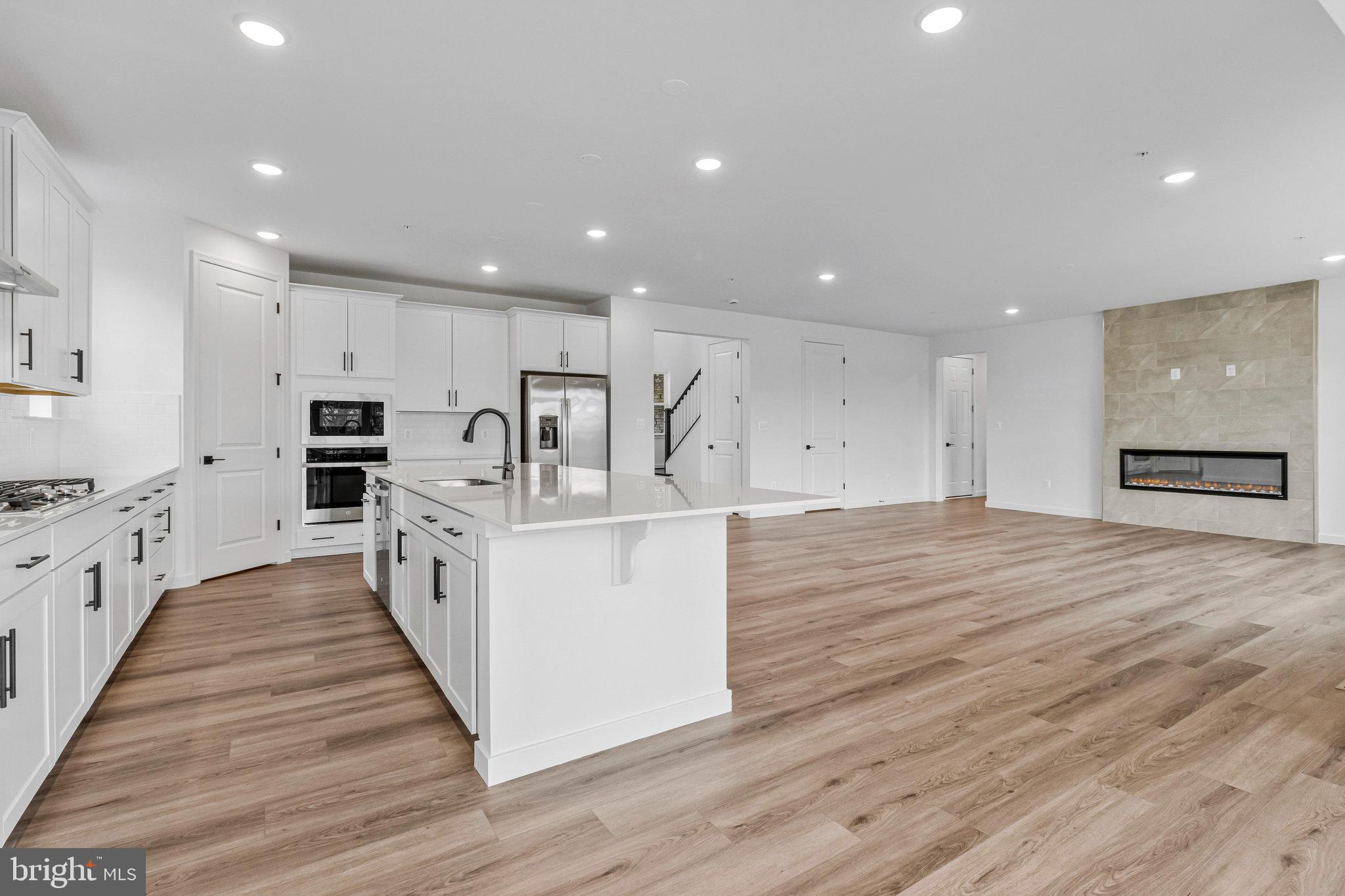 WORTHINGTON GROVE - Residential