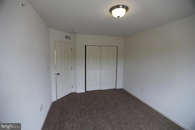 LAUREL VALLEY ESTATES - Residential Lease