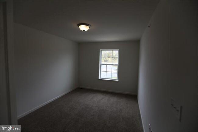 LAUREL VALLEY ESTATES - Residential Lease