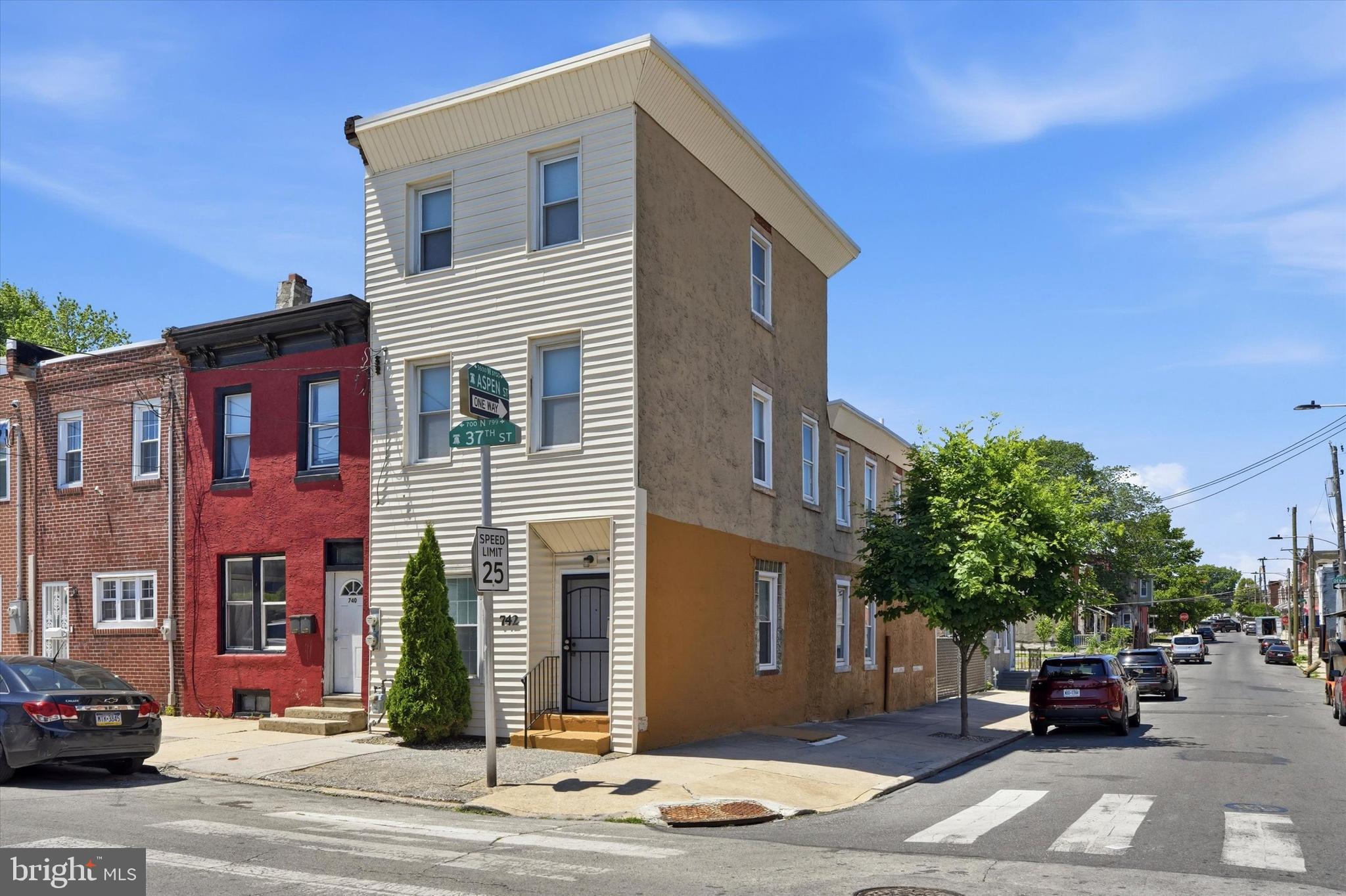 742 N 37TH STREET