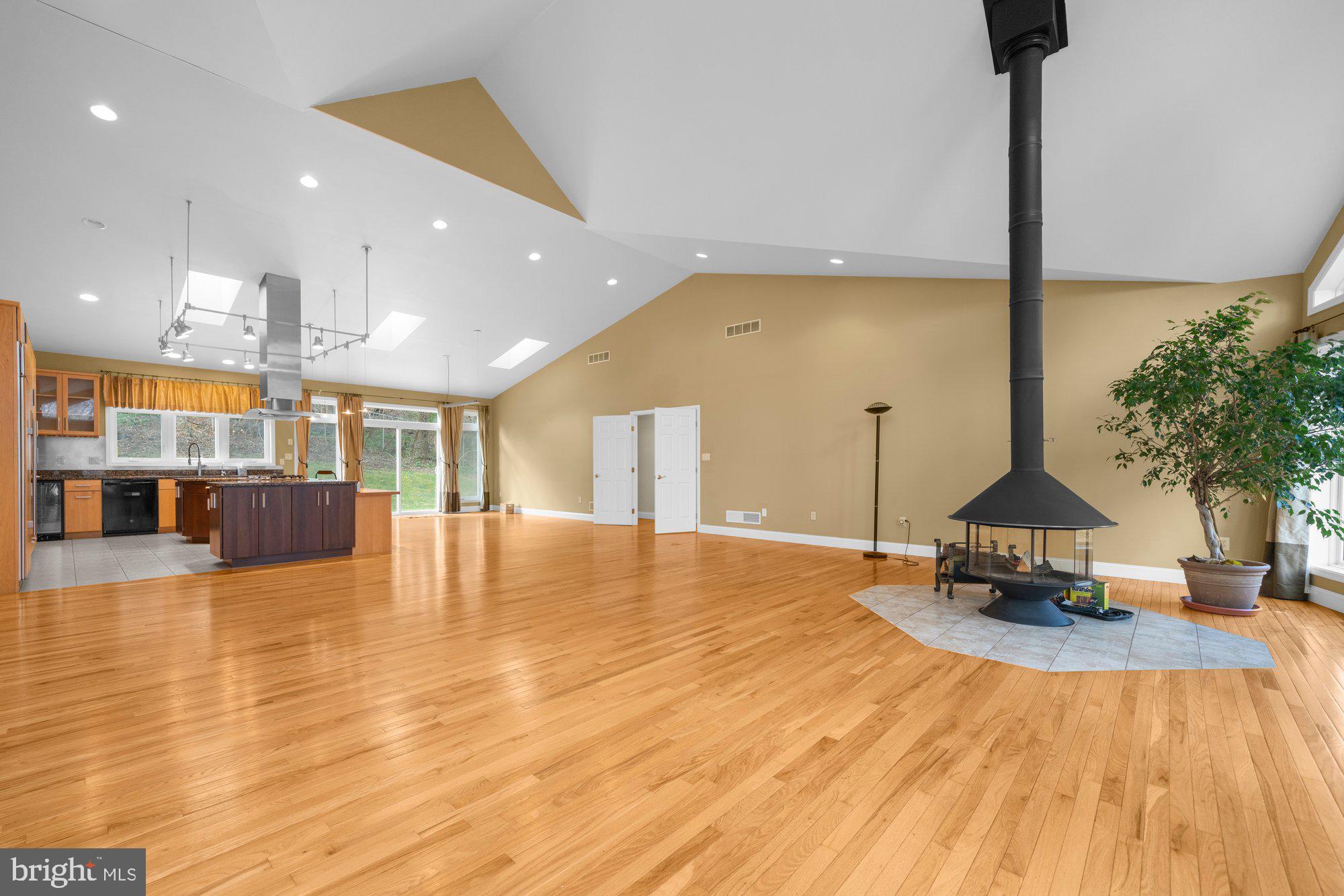 GREENFIELDS - Residential