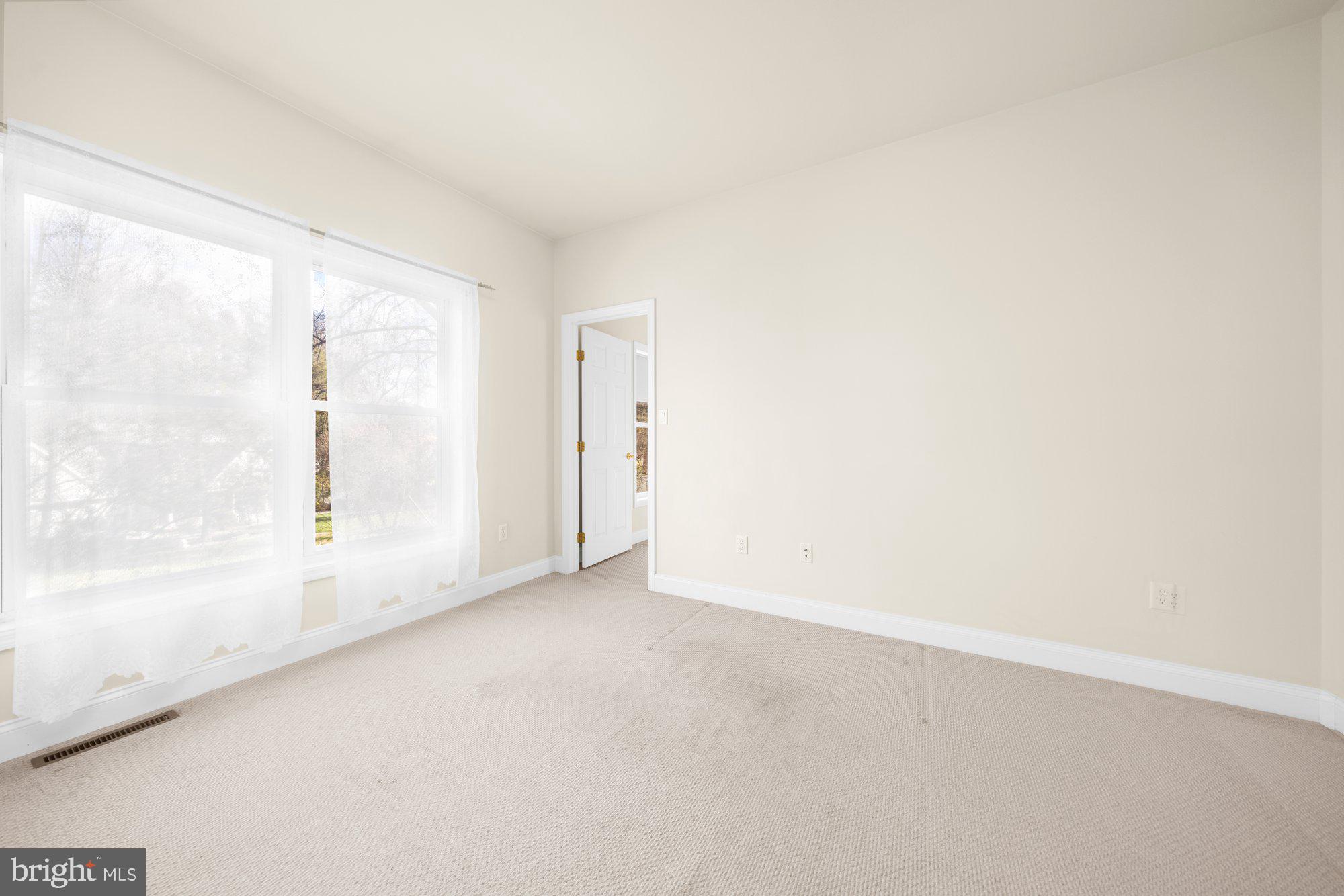 GREENFIELDS - Residential