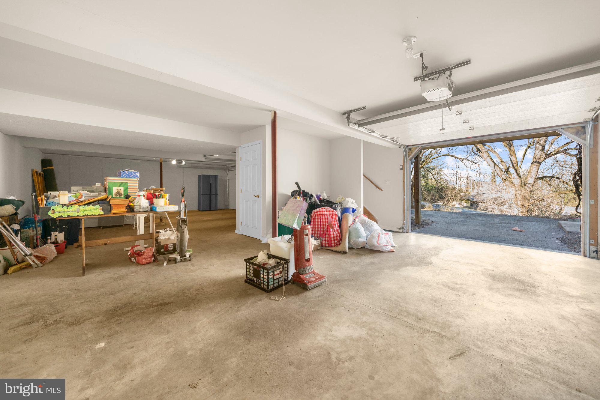 GREENFIELDS - Residential