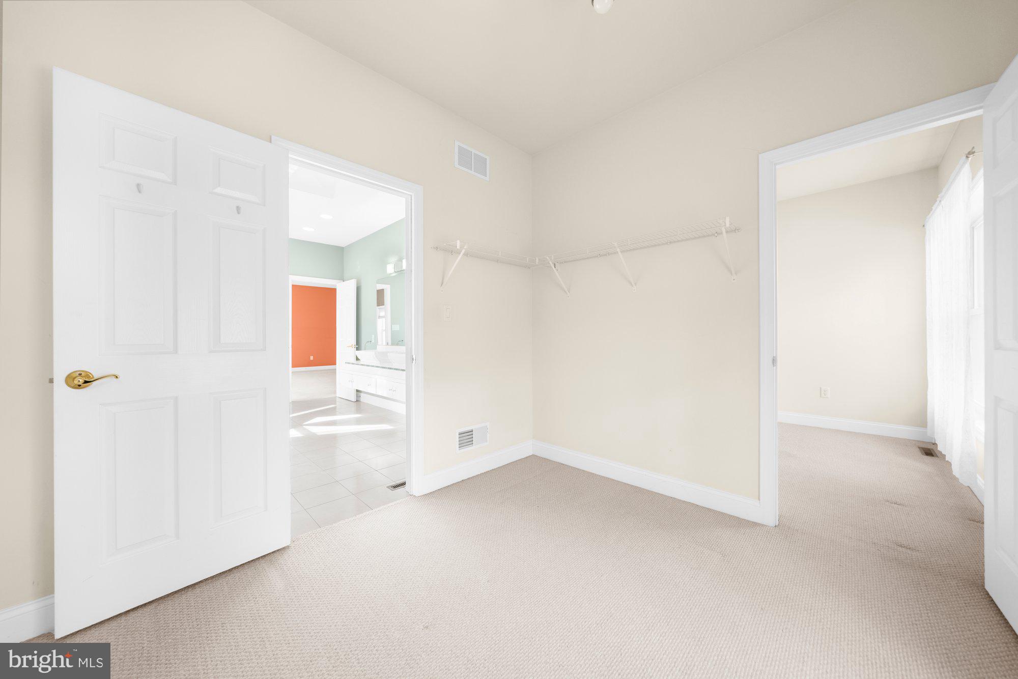 GREENFIELDS - Residential