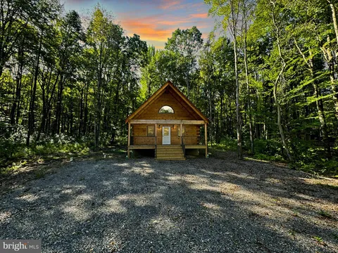 12 Buck Dr, Benezette, PA MLS: PAEL2000268