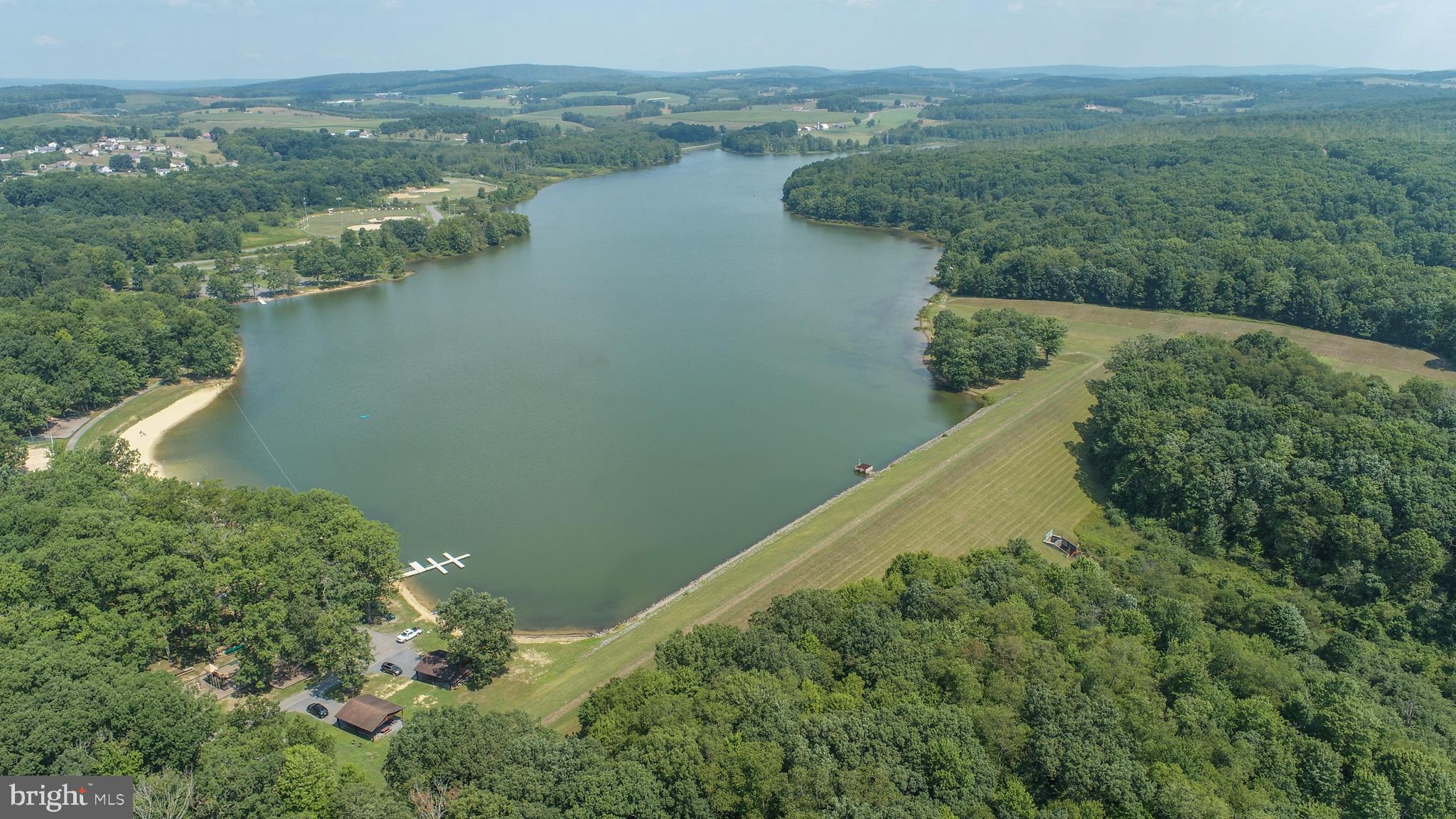 MOUNTAIN LAKE PARK - Residential