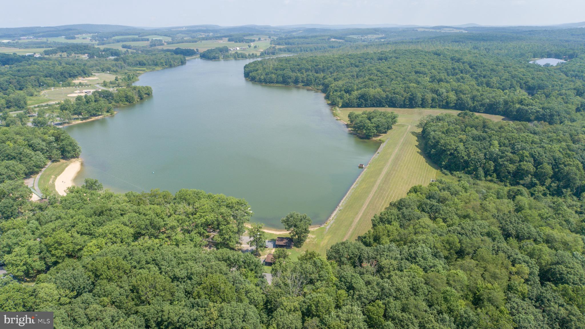 MOUNTAIN LAKE PARK - Residential