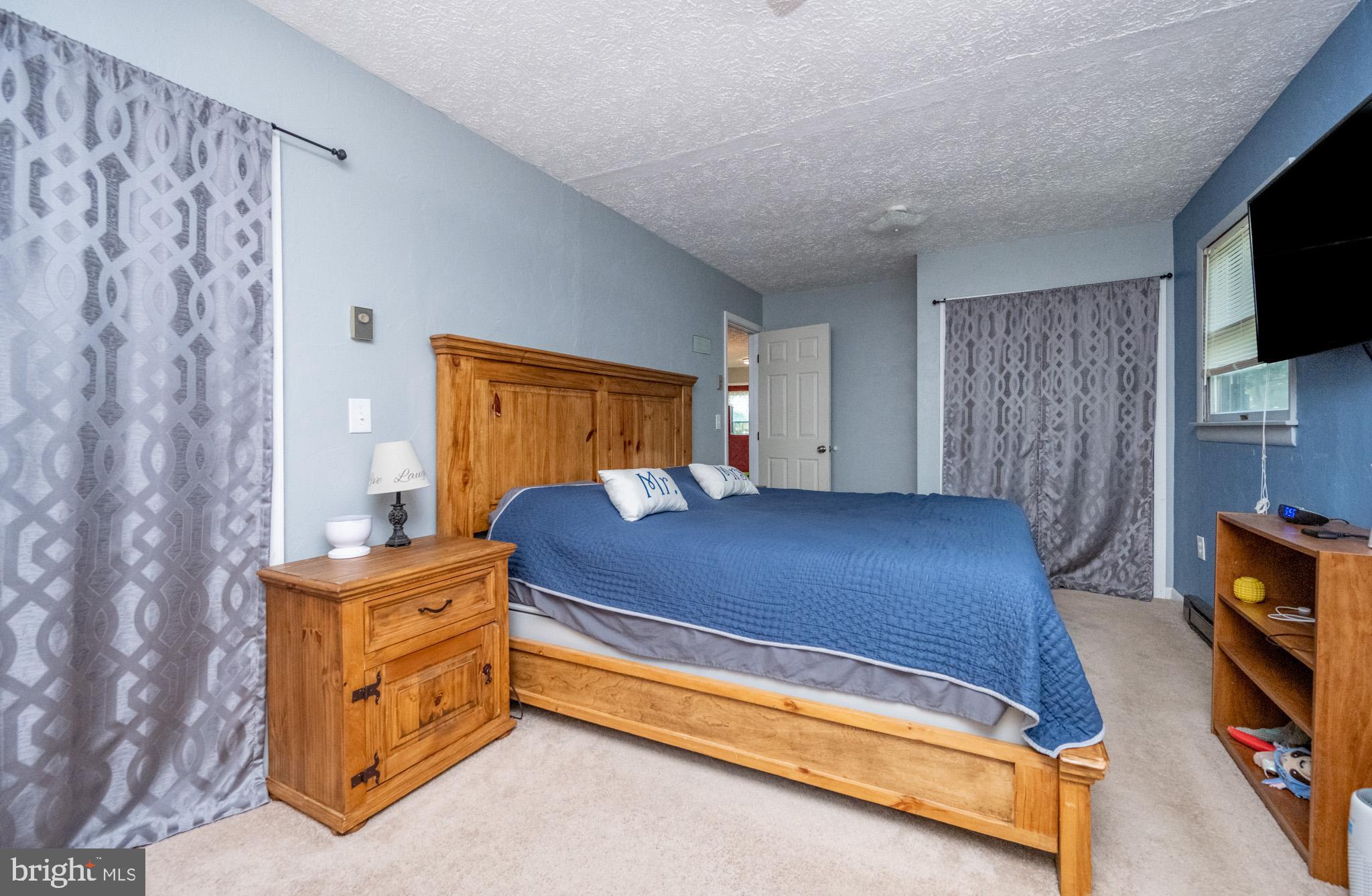 MOUNTAIN LAKE PARK - Residential