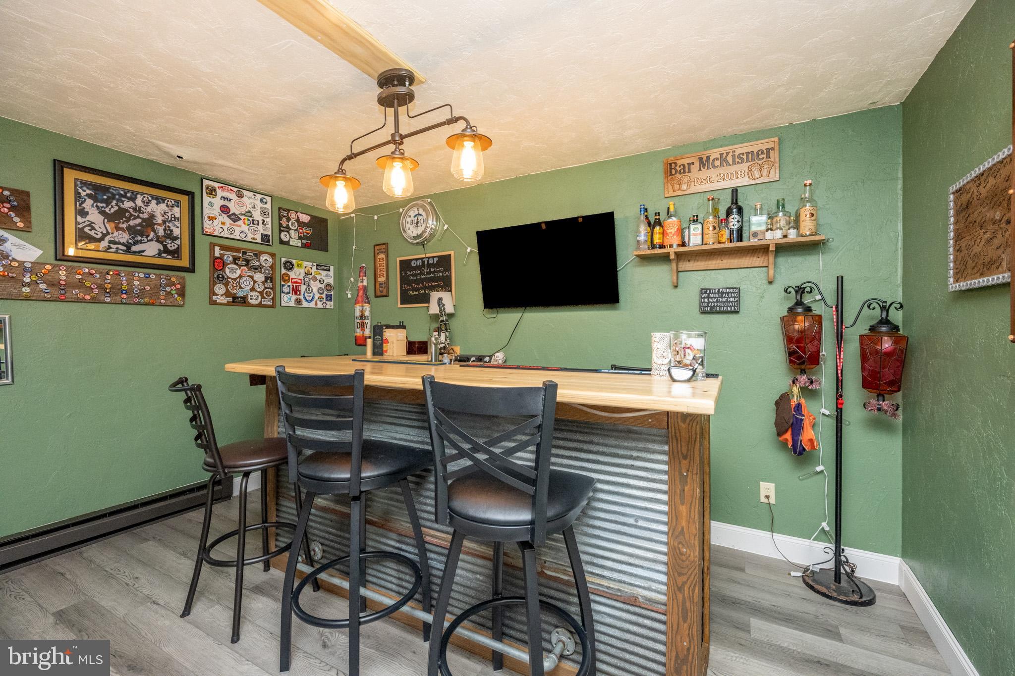 MOUNTAIN LAKE PARK - Residential