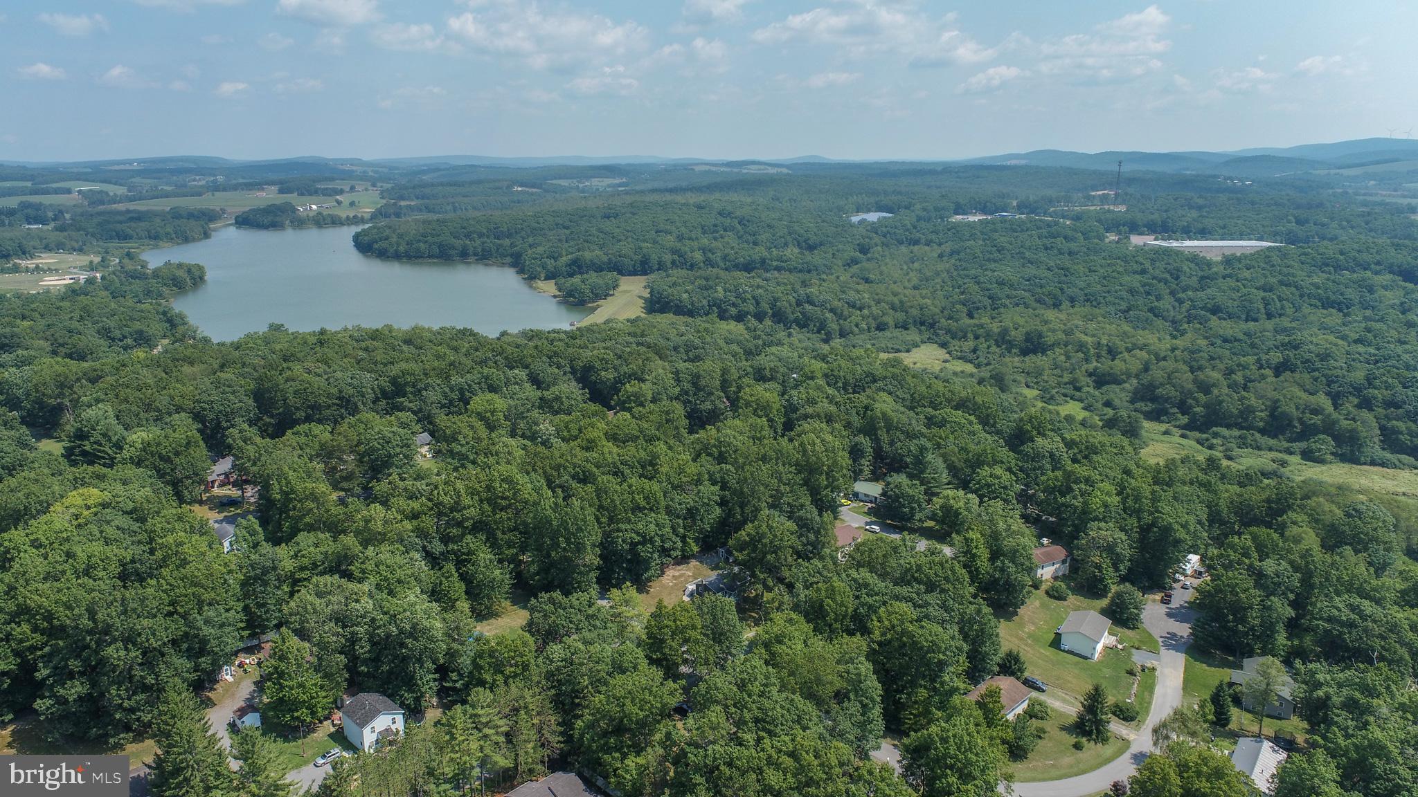 MOUNTAIN LAKE PARK - Residential