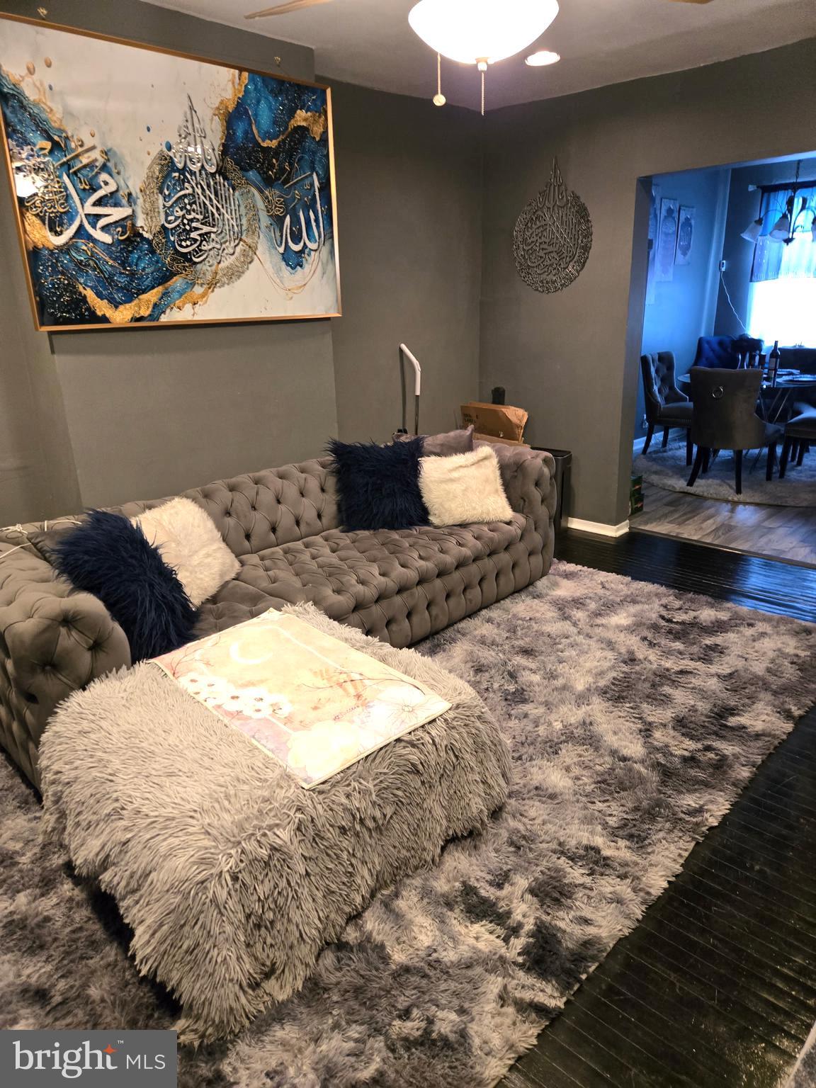 WEST OAK LANE - Residential Lease