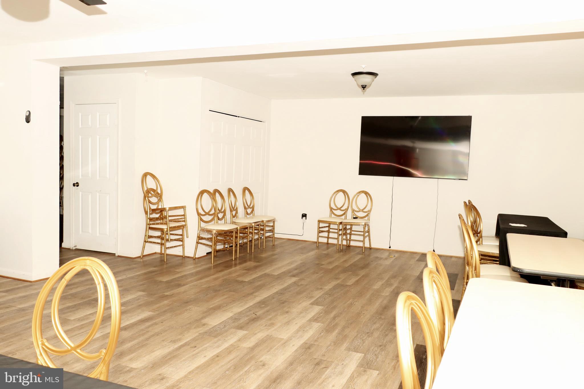 GOODMAN HEIGHTS - Residential
