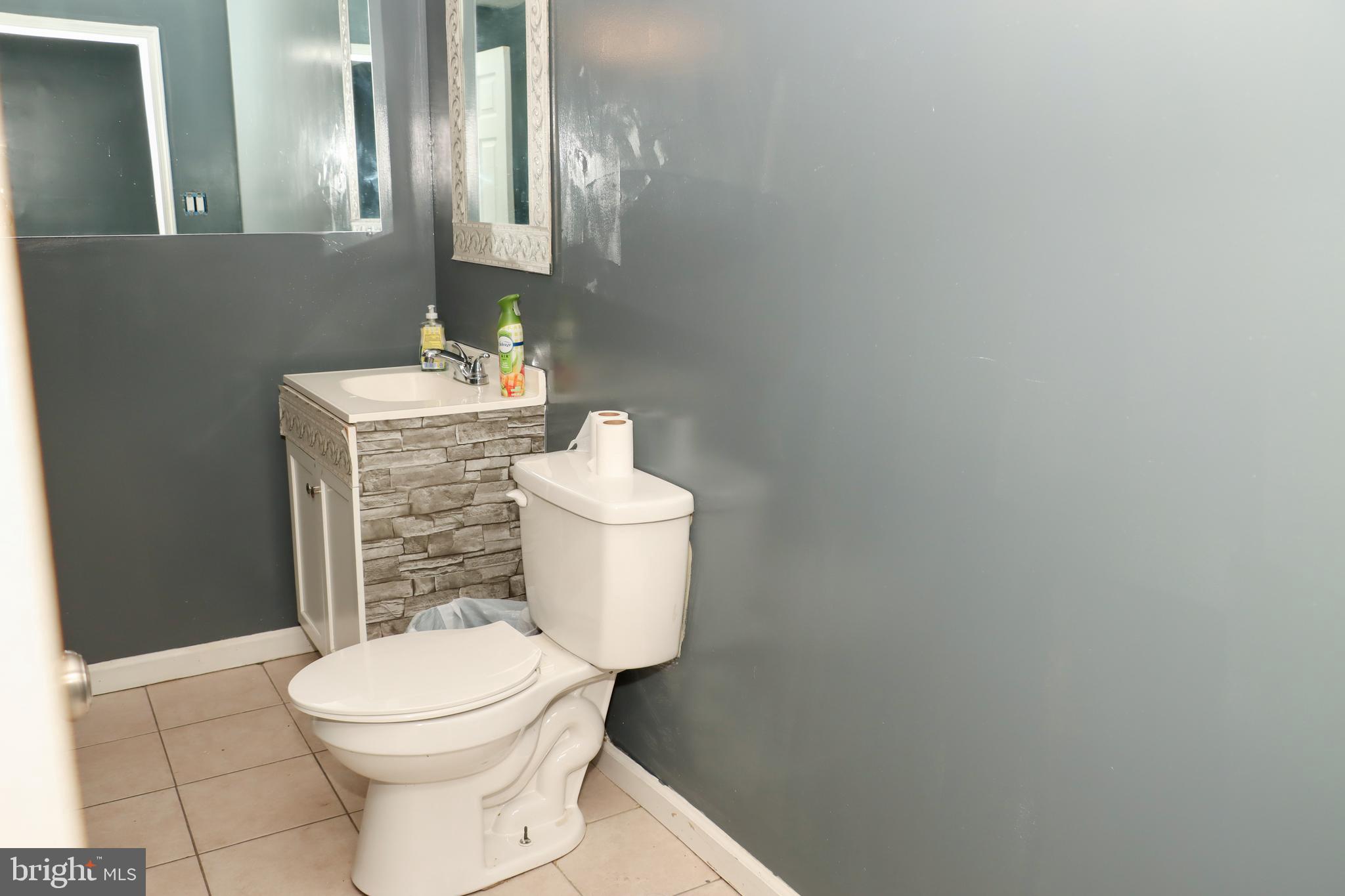GOODMAN HEIGHTS - Residential