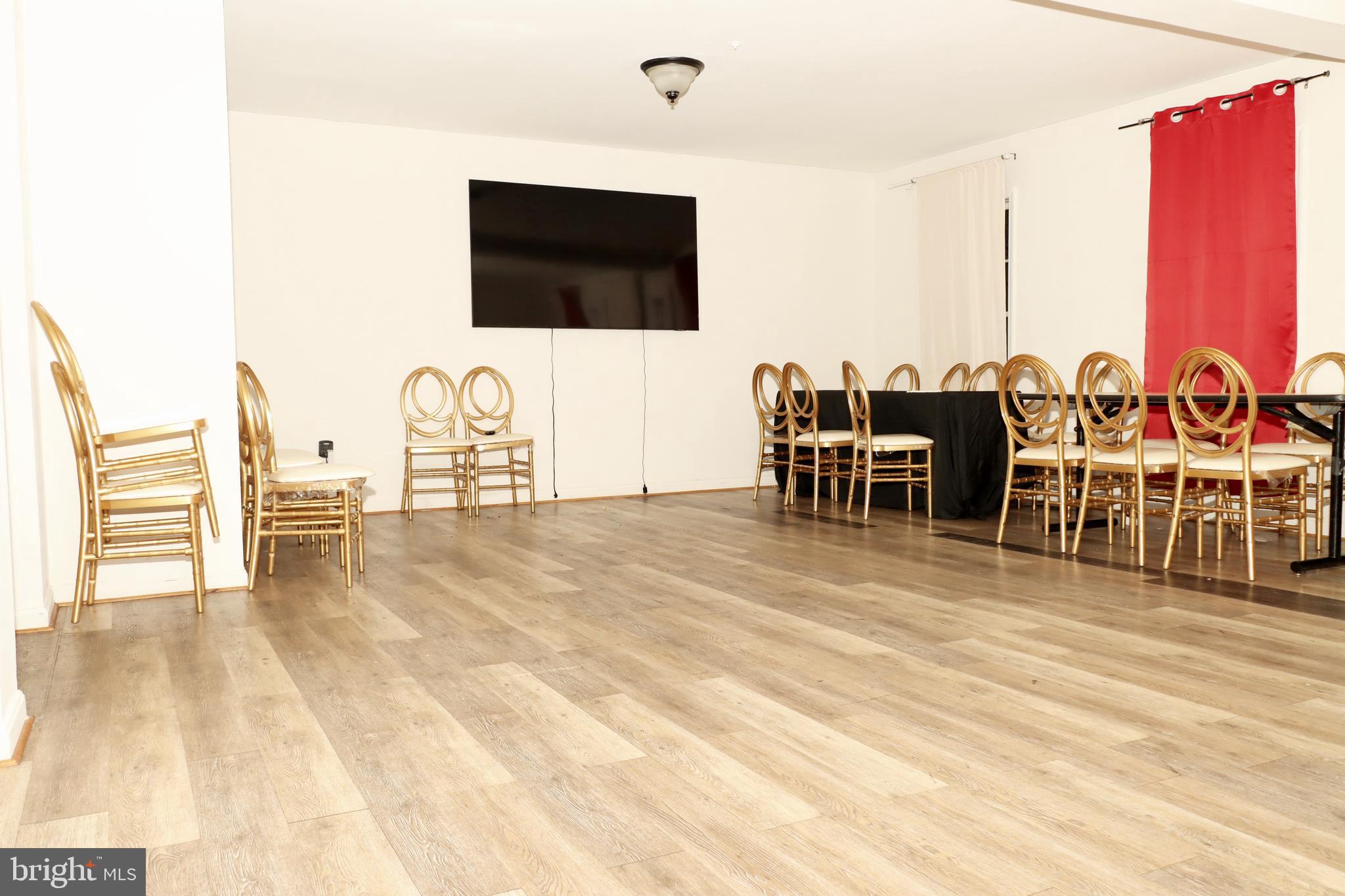 GOODMAN HEIGHTS - Residential