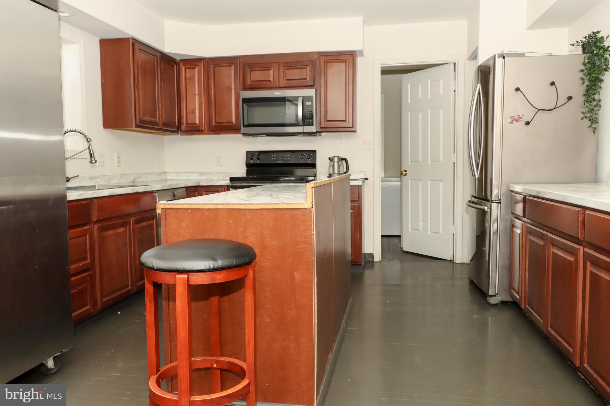 GOODMAN HEIGHTS - Residential