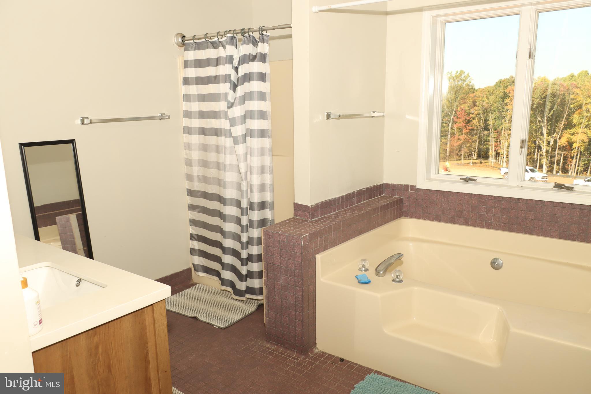 GOODMAN HEIGHTS - Residential