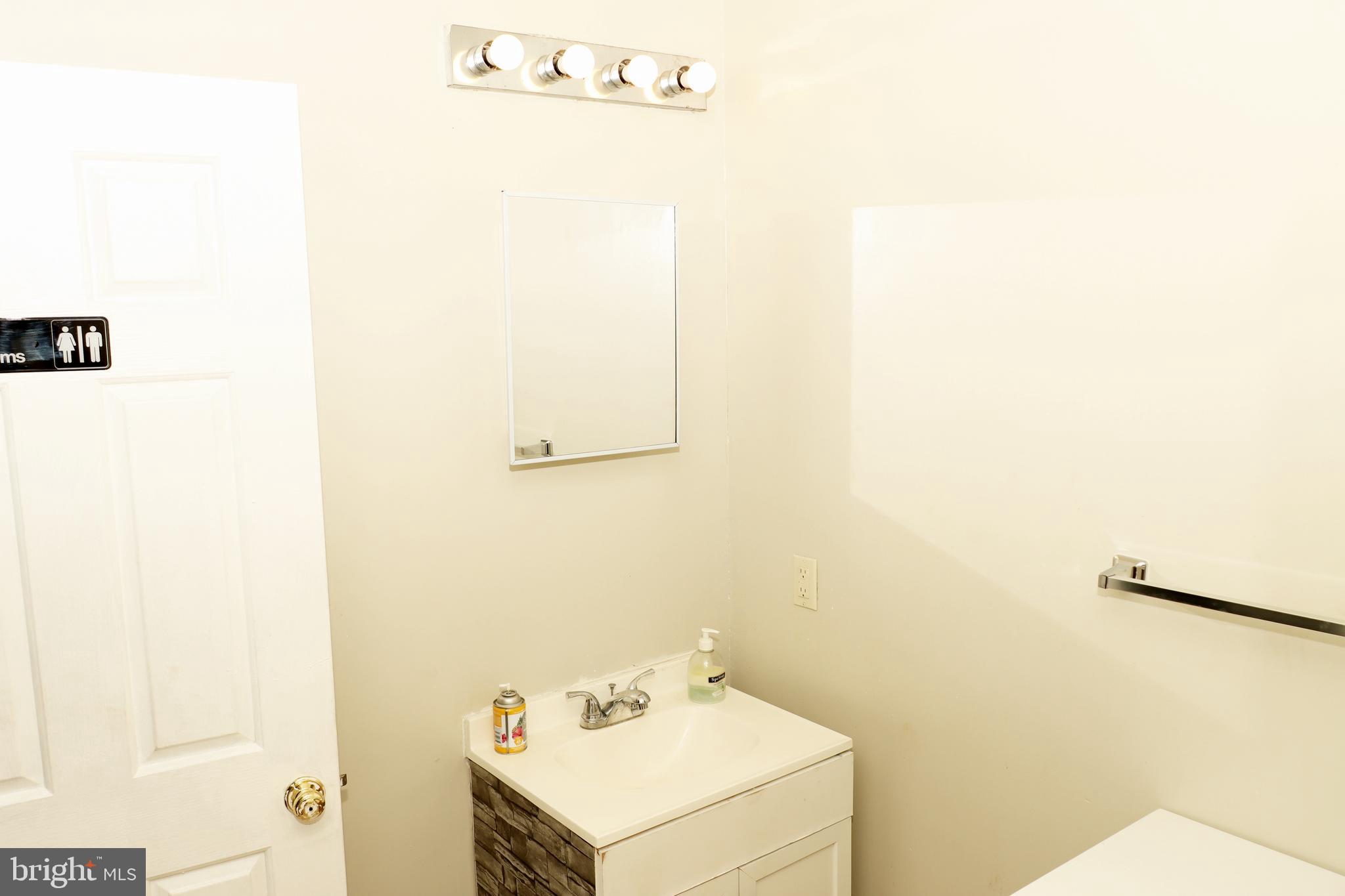 GOODMAN HEIGHTS - Residential