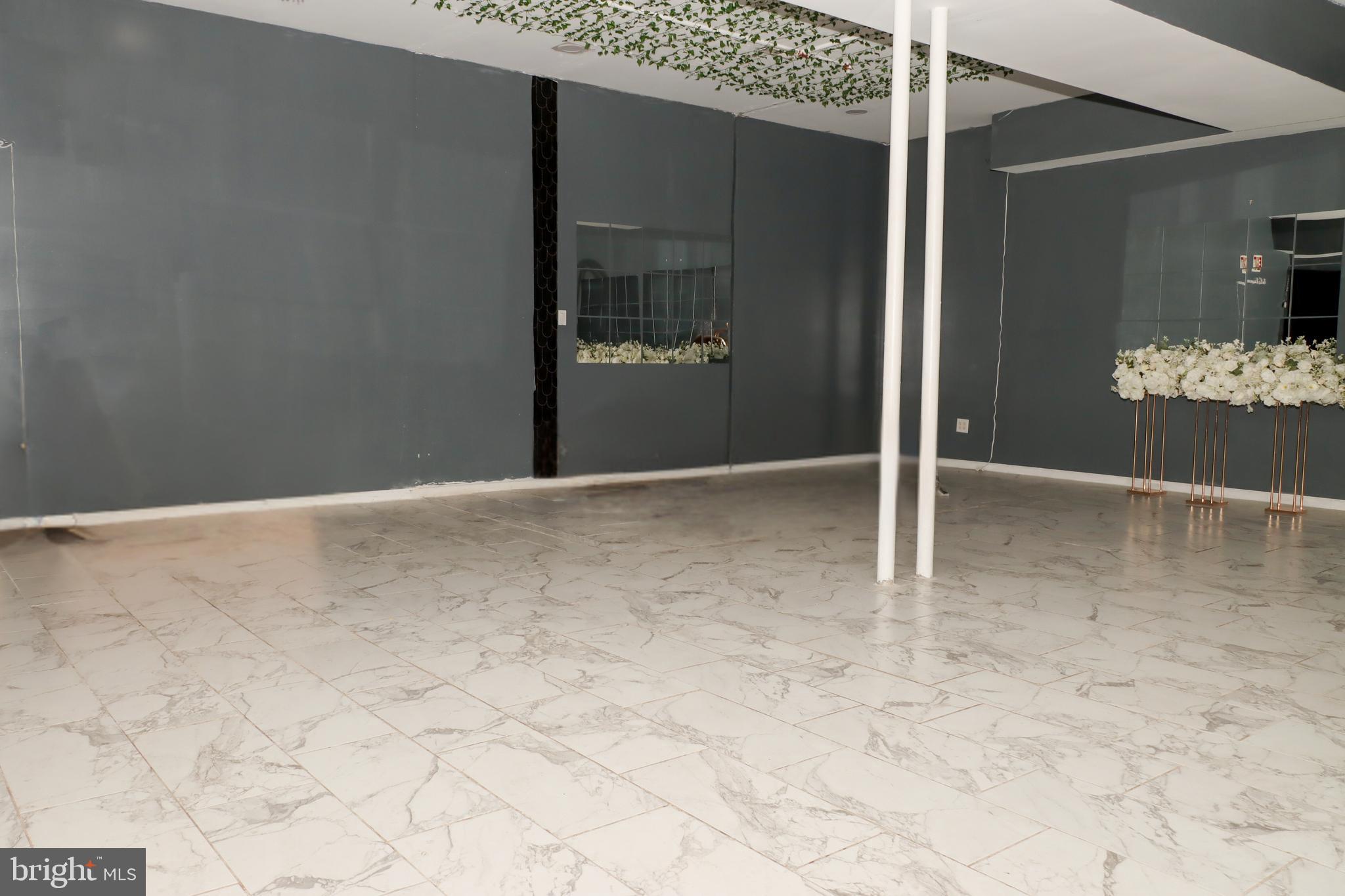 GOODMAN HEIGHTS - Residential