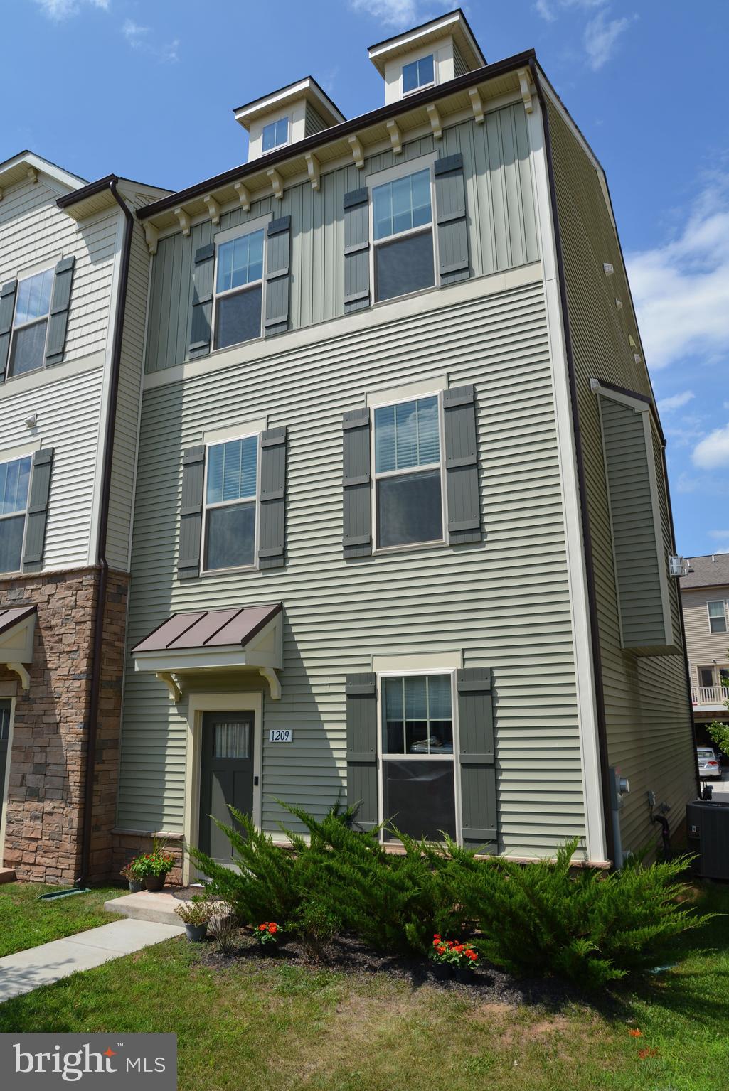 TUSCARORA CREEK - Residential