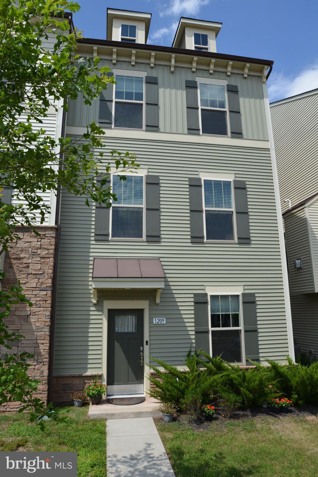 TUSCARORA CREEK - Residential