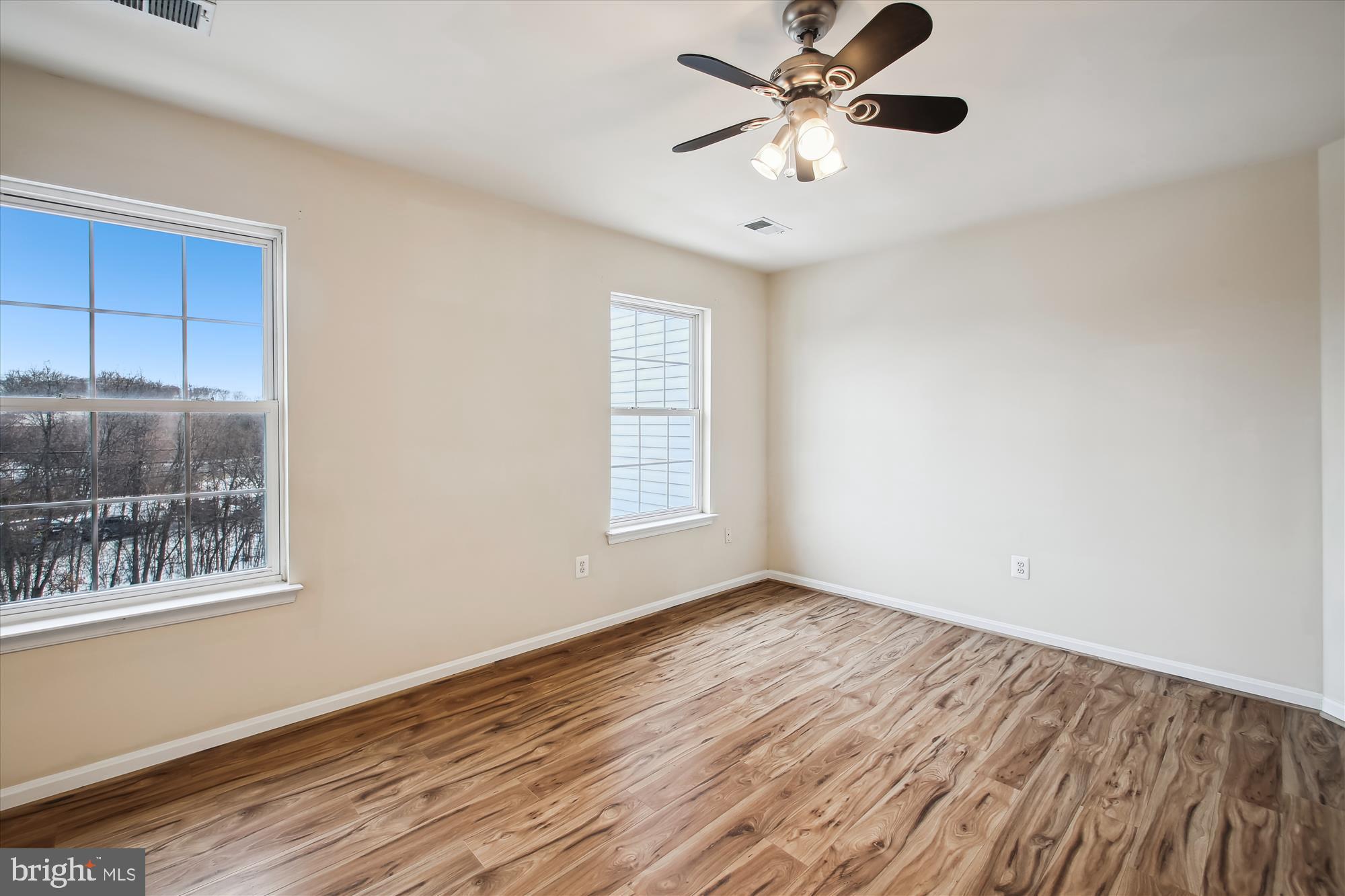 CROFTON FARMS - Residential Lease