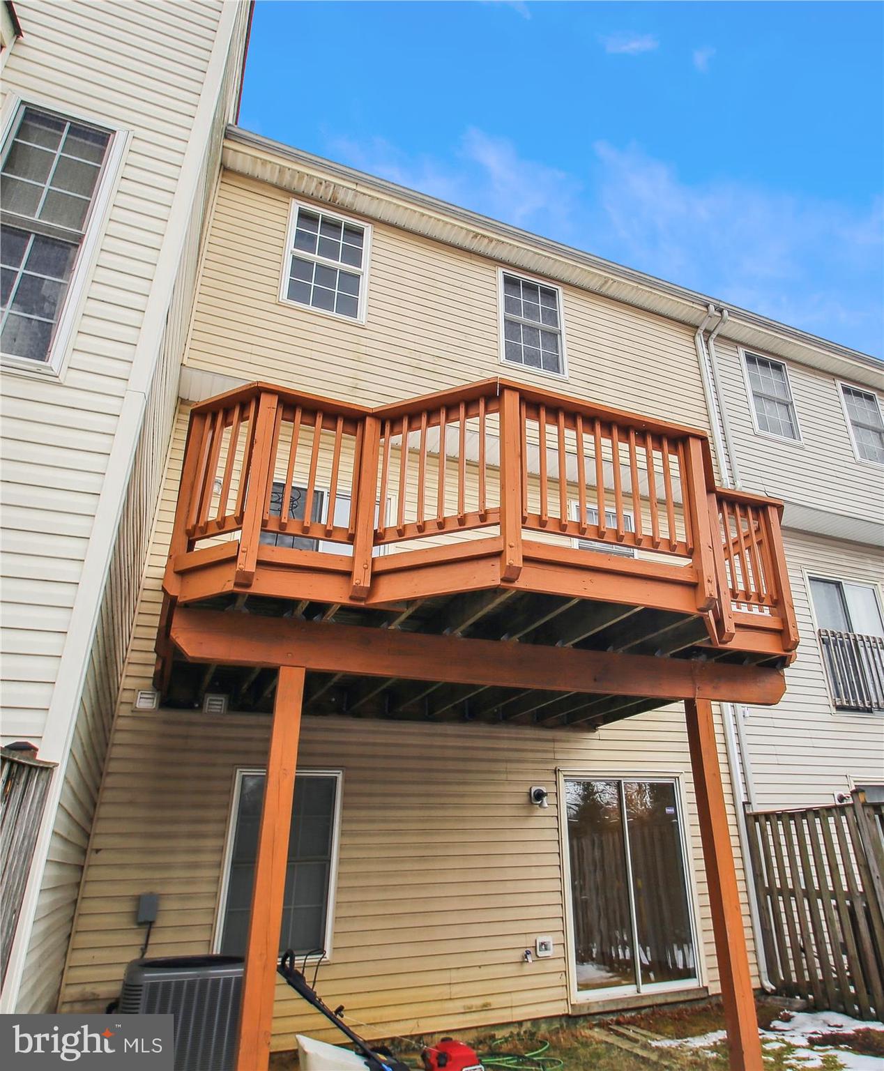 CROFTON FARMS - Residential Lease